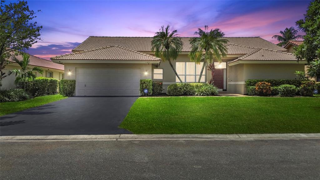 Foto de propiedad en 11841 NW 2nd Street, Coral Springs, FL 33071 Coral Springs con MLS# 