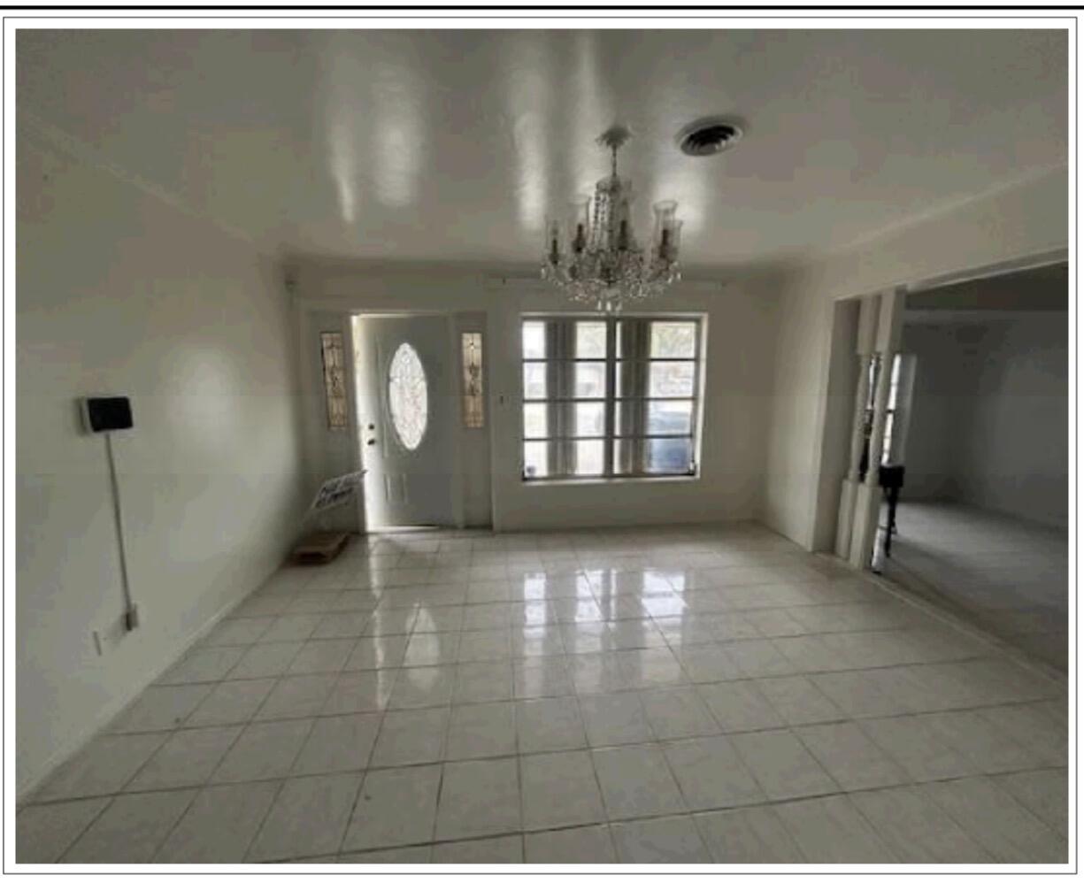 Foto de propiedad en 740 SE 2nd Street, Belle Glade, FL 33430 Belle Glade con MLS# 