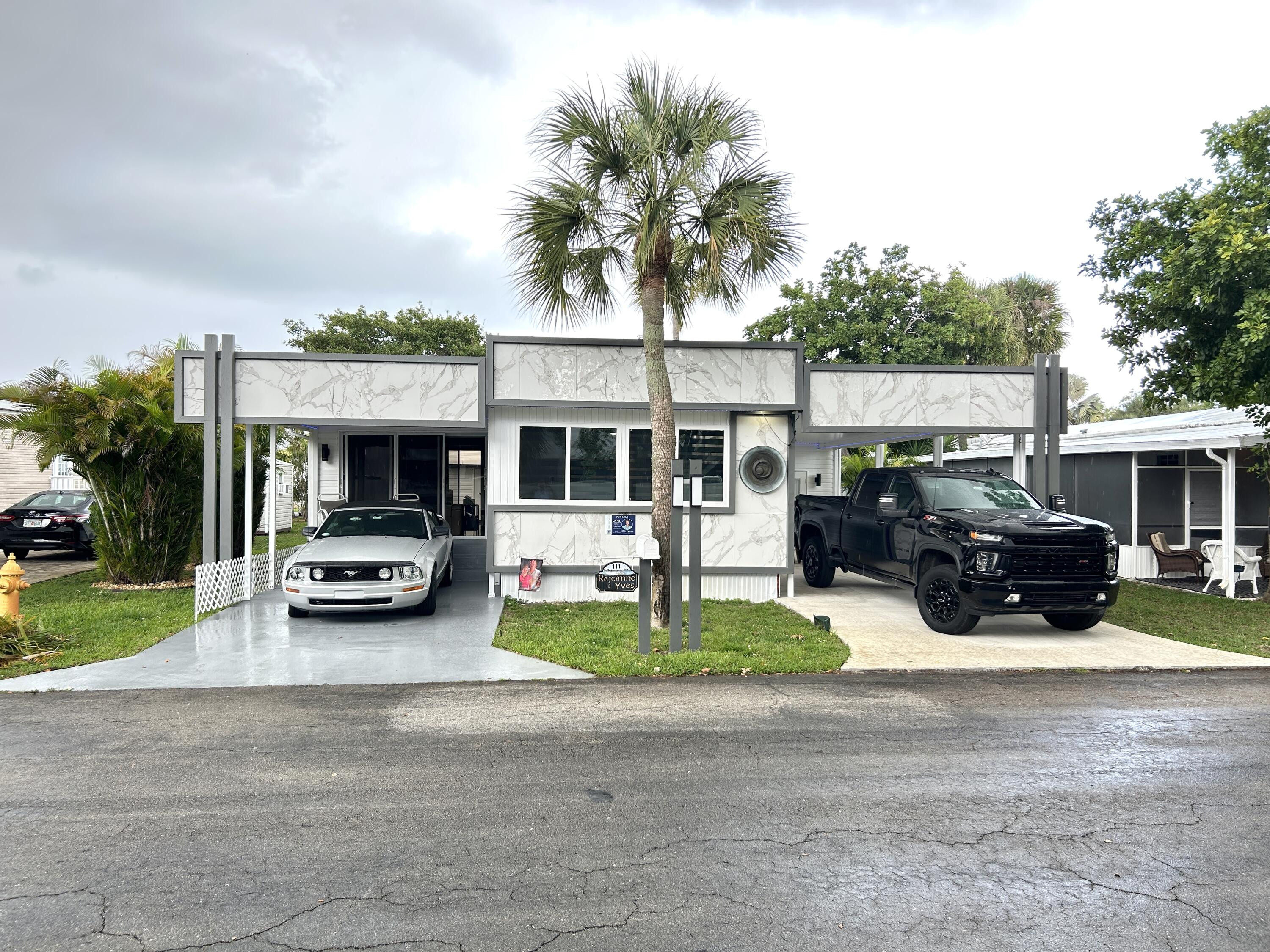 Foto de propiedad en 111 Alamanda Lane, Deerfield Beach, FL 33442 Deerfield Beach con MLS# 