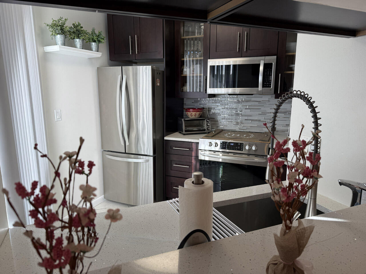 Foto de propiedad en 10451 W Broward Boulevard 306, Plantation, FL 33324 Plantation con MLS# 