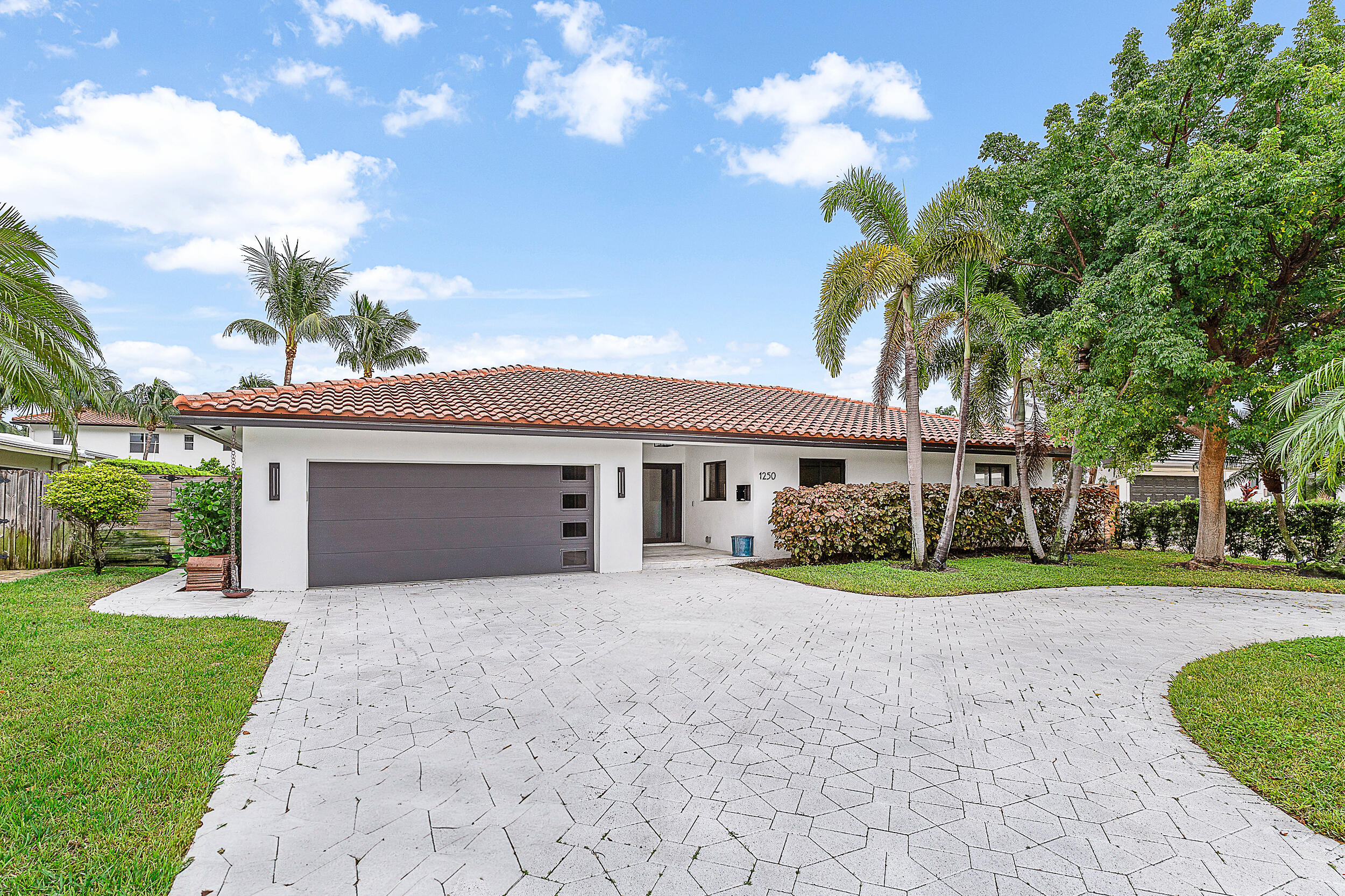Foto de propiedad en 1250 NE 27th Terrace, Pompano Beach, FL 33062 Pompano Beach con MLS# 