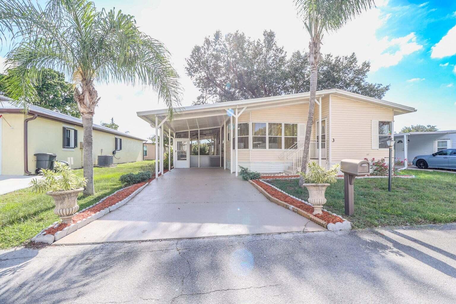 Vendido 3 Espanola Lane, Port St. Lucie, FL 34952, Port St. Lucie, FL 34952