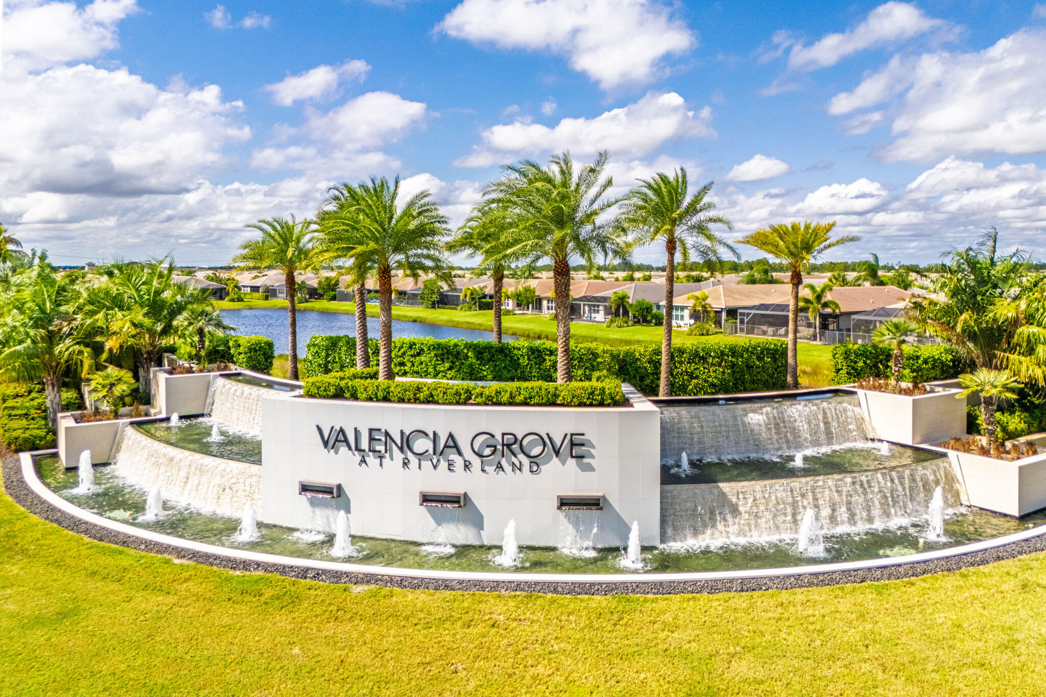 Foto de propiedad en 13541 SW Oceanus Boulevard, Port St. Lucie, FL 34987 Port St. Lucie con MLS# 