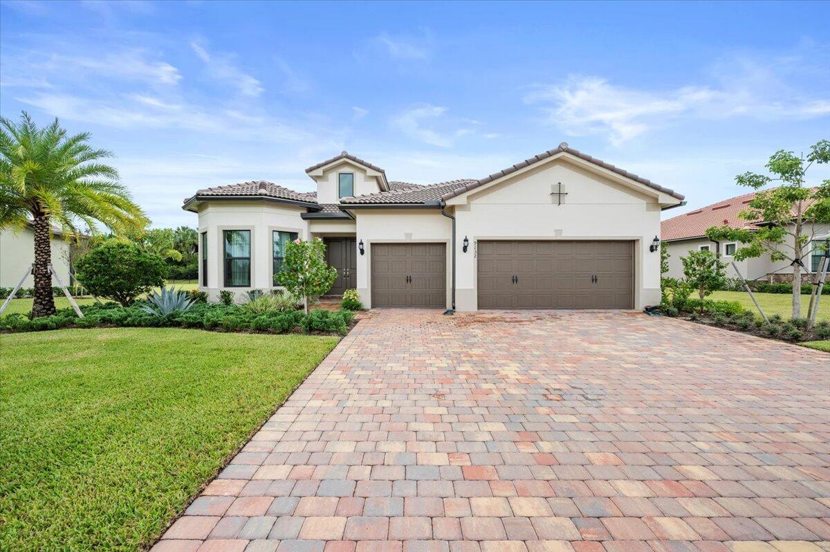 Foto de propiedad en 9132 Balsamo Drive, Palm Beach Gardens, FL 33412 Palm Beach Gardens con MLS# 