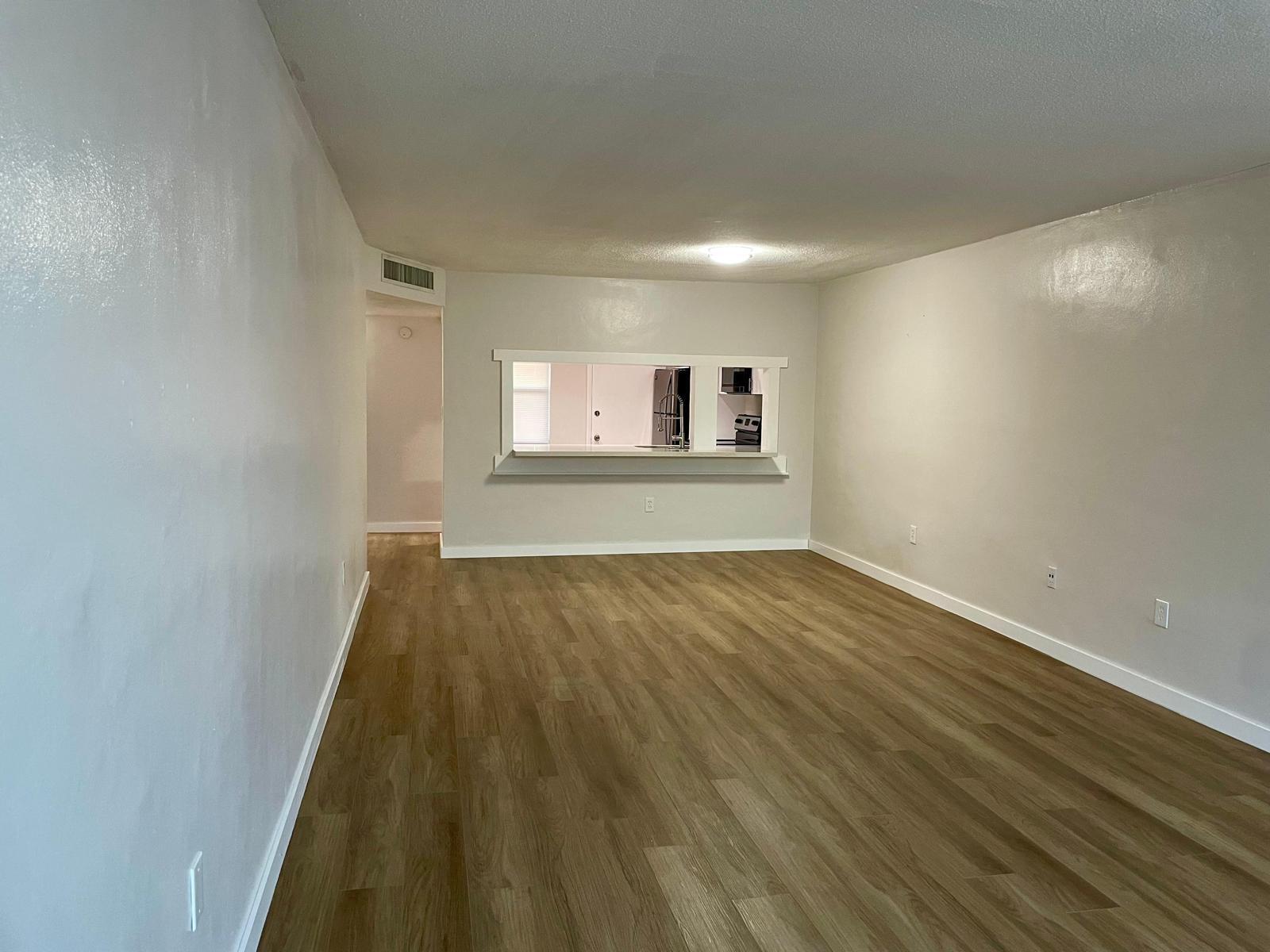 Foto de propiedad en 1401 NE 191st Street, Miami, FL 33179 Miami con MLS# 