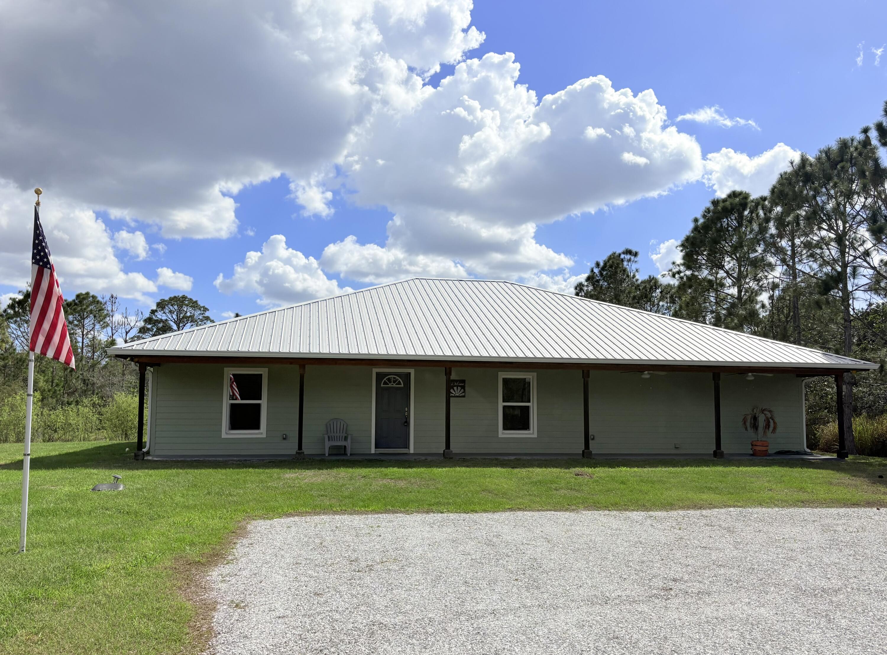 Foto de propiedad en 32801 Us-441 Lot 237, Okeechobee, FL 34972 Okeechobee con MLS# 