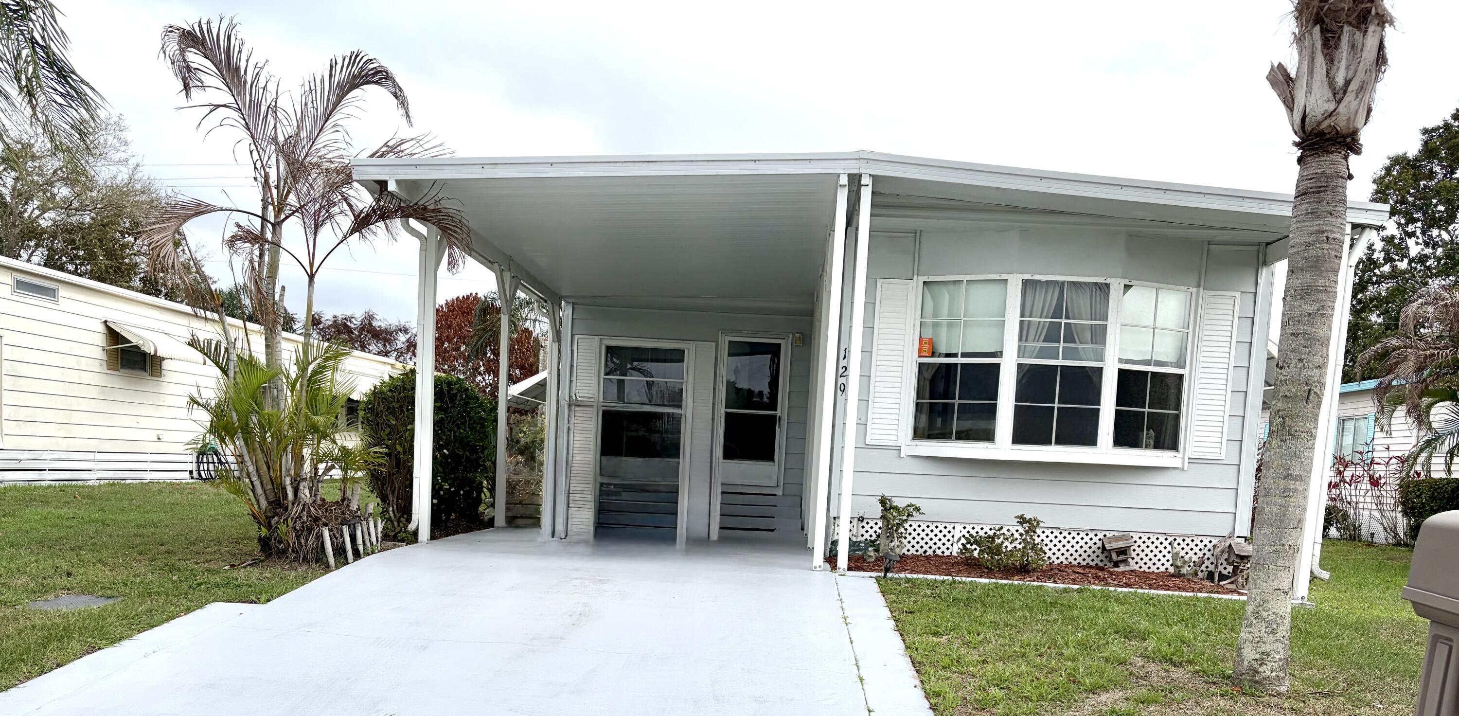 En Venta 129 E Caribbean, Port St. Lucie, FL 34952, Port St. Lucie, FL 34952