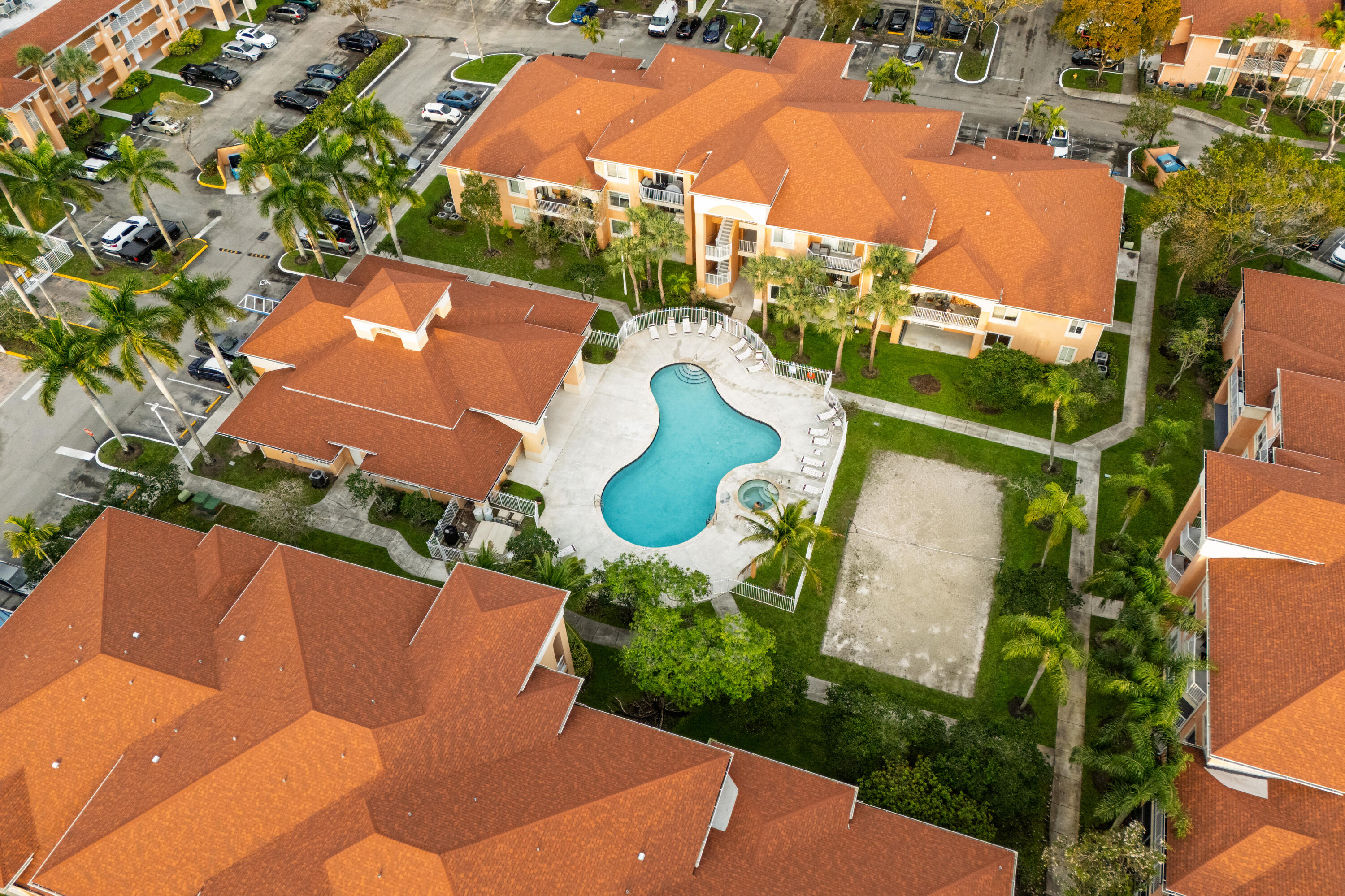 Foto de propiedad en 6960 SW 39th E205, Davie, FL 33314 Davie con MLS# 