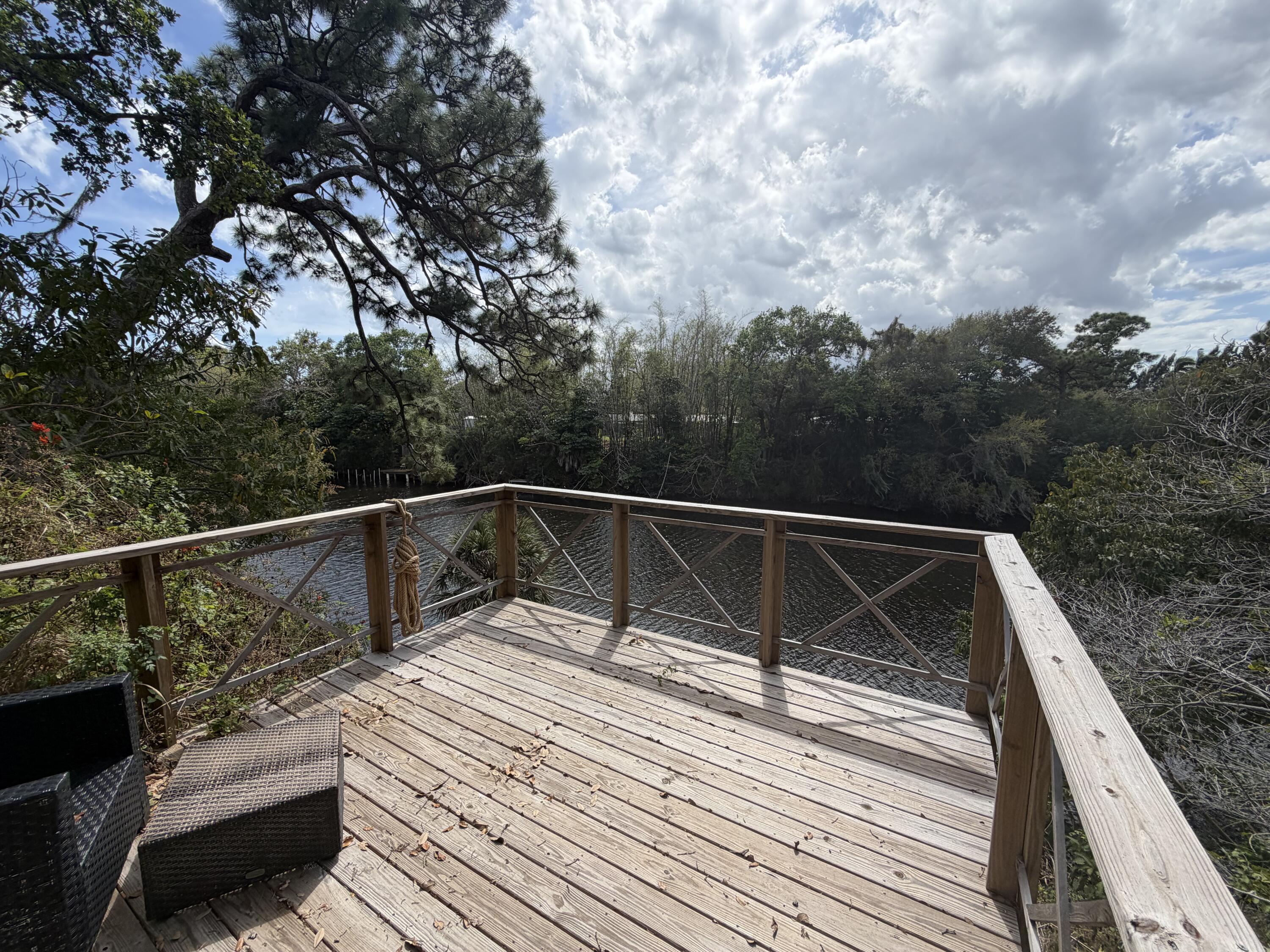 Observation deck elevation 30' above the water.
