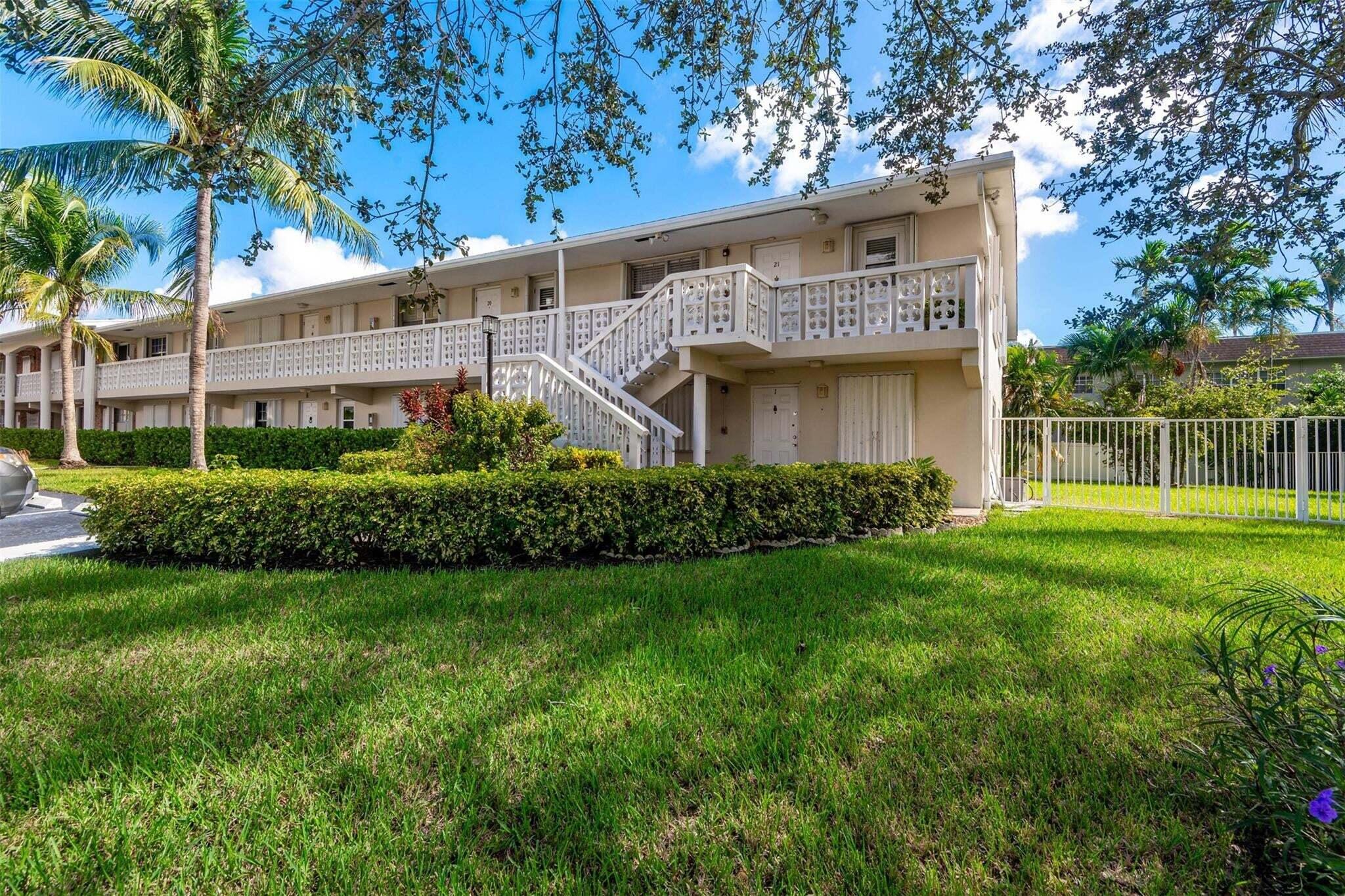 Foto de propiedad en 801 Pine Drive 20, Pompano Beach, FL 33060 Pompano Beach con MLS# 