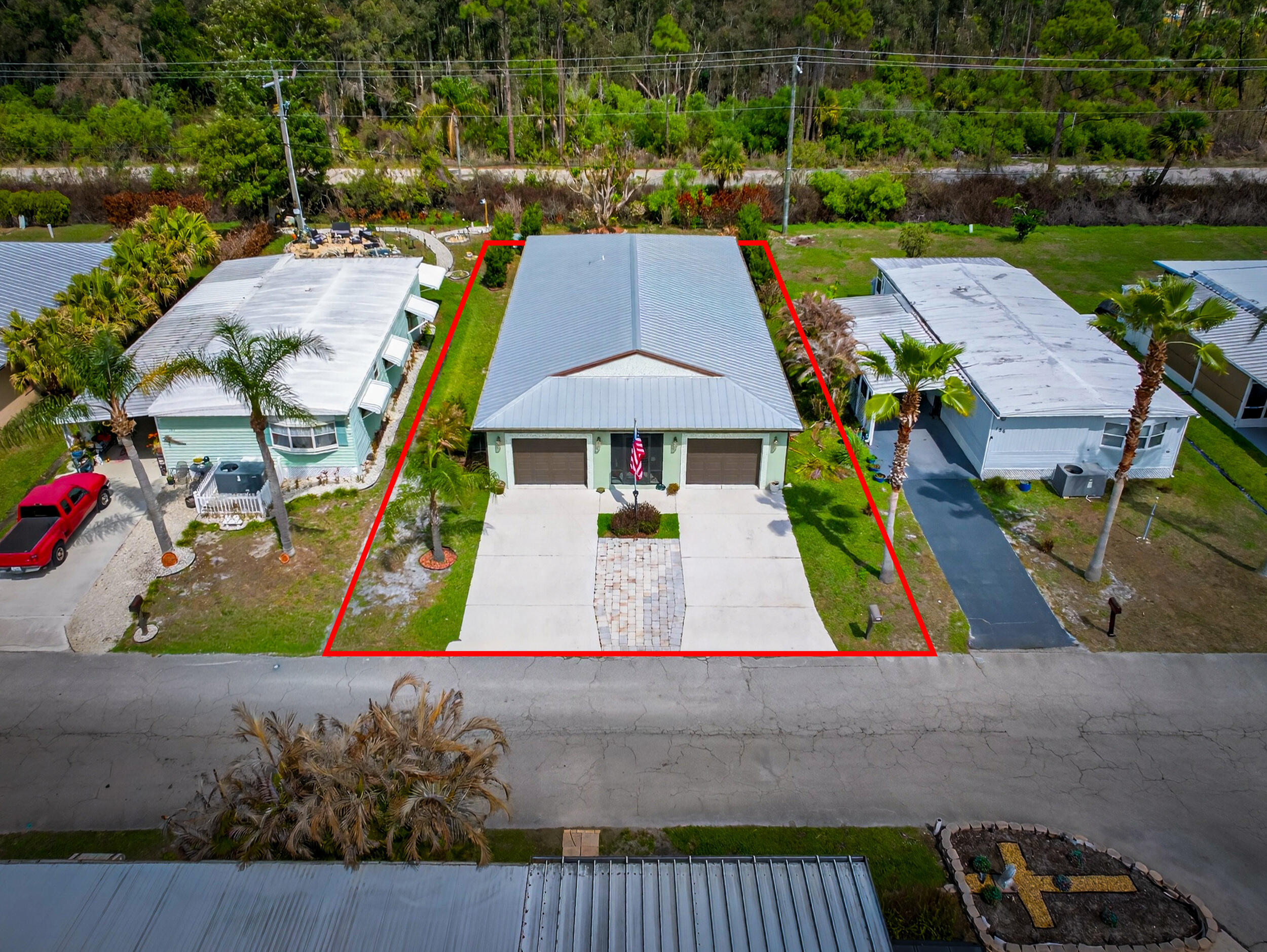 Foto de propiedad en 184 Mediterranean Boulevard N, Port St. Lucie, FL 34952 Port St. Lucie con MLS# 