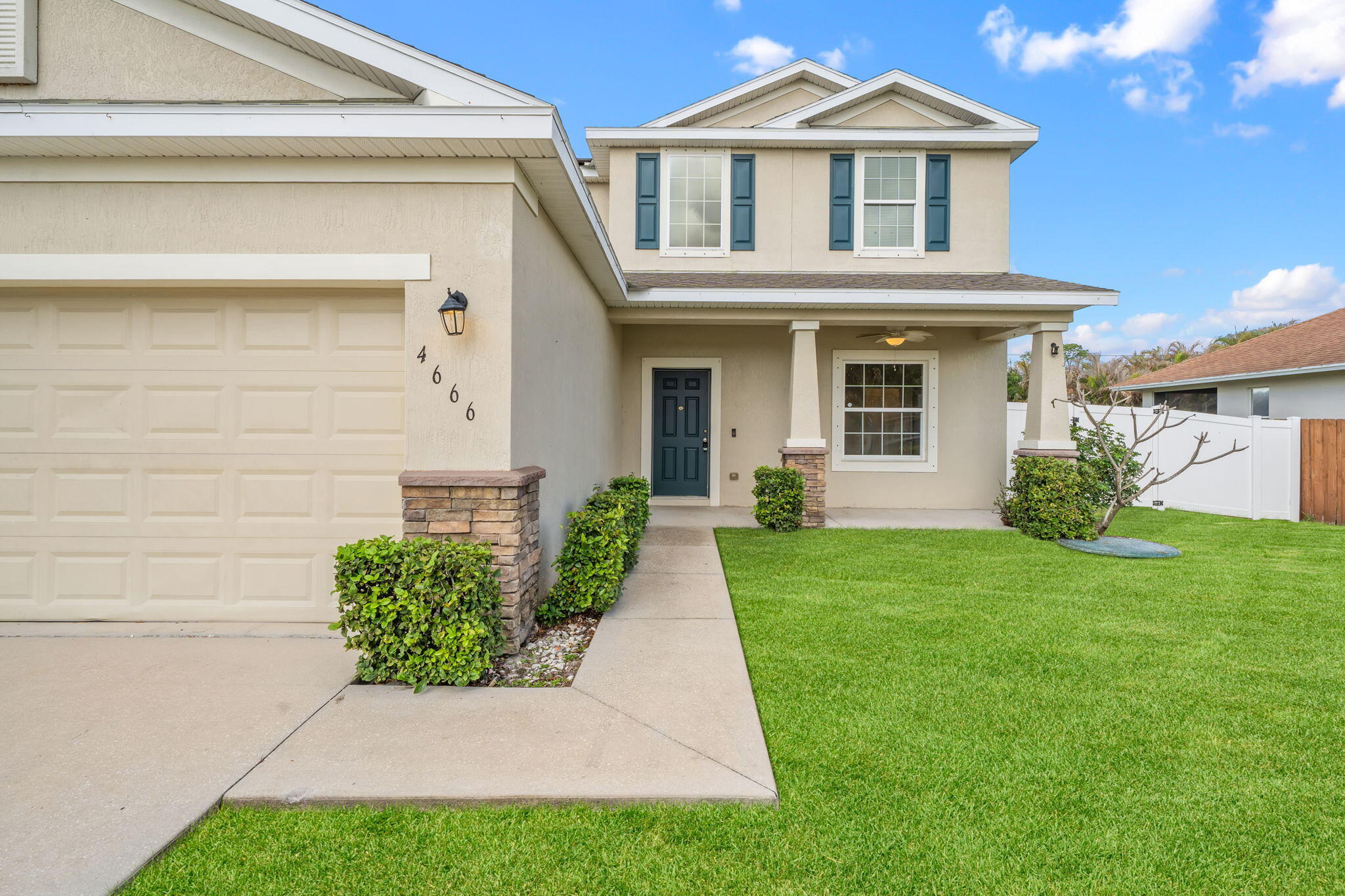 Foto de propiedad en 4666 SW Ulster Street, Port St. Lucie, FL 34953 Port St. Lucie con MLS# 