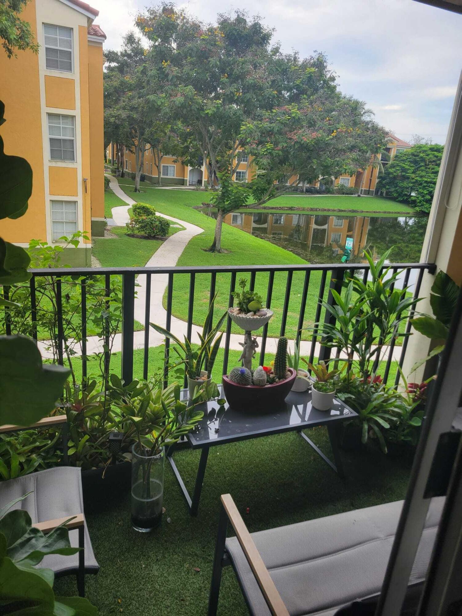 Foto de propiedad en 2080 W Preserve Way 204, Miramar, FL 33025 Miramar con MLS# 