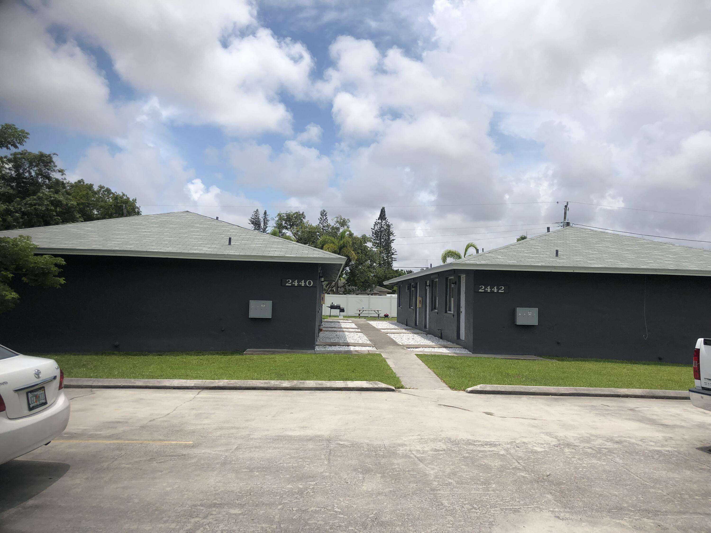 Alquilada 2440 Jackson Street, Hollywood, FL 33020, Hollywood, FL 33020