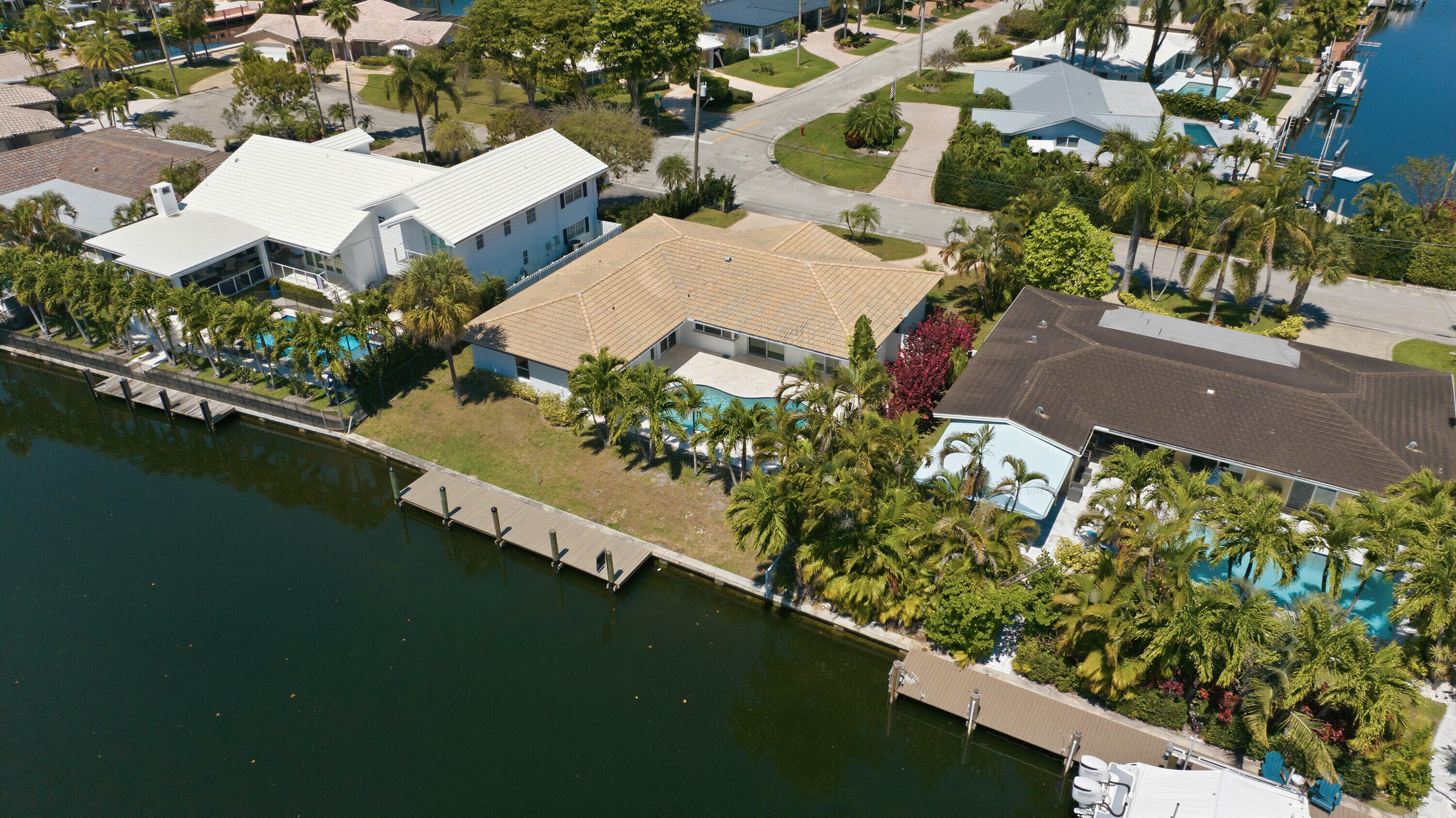 Foto de propiedad en 2810 NE 52nd Street, Fort Lauderdale, FL 33308 Fort Lauderdale con MLS# 
