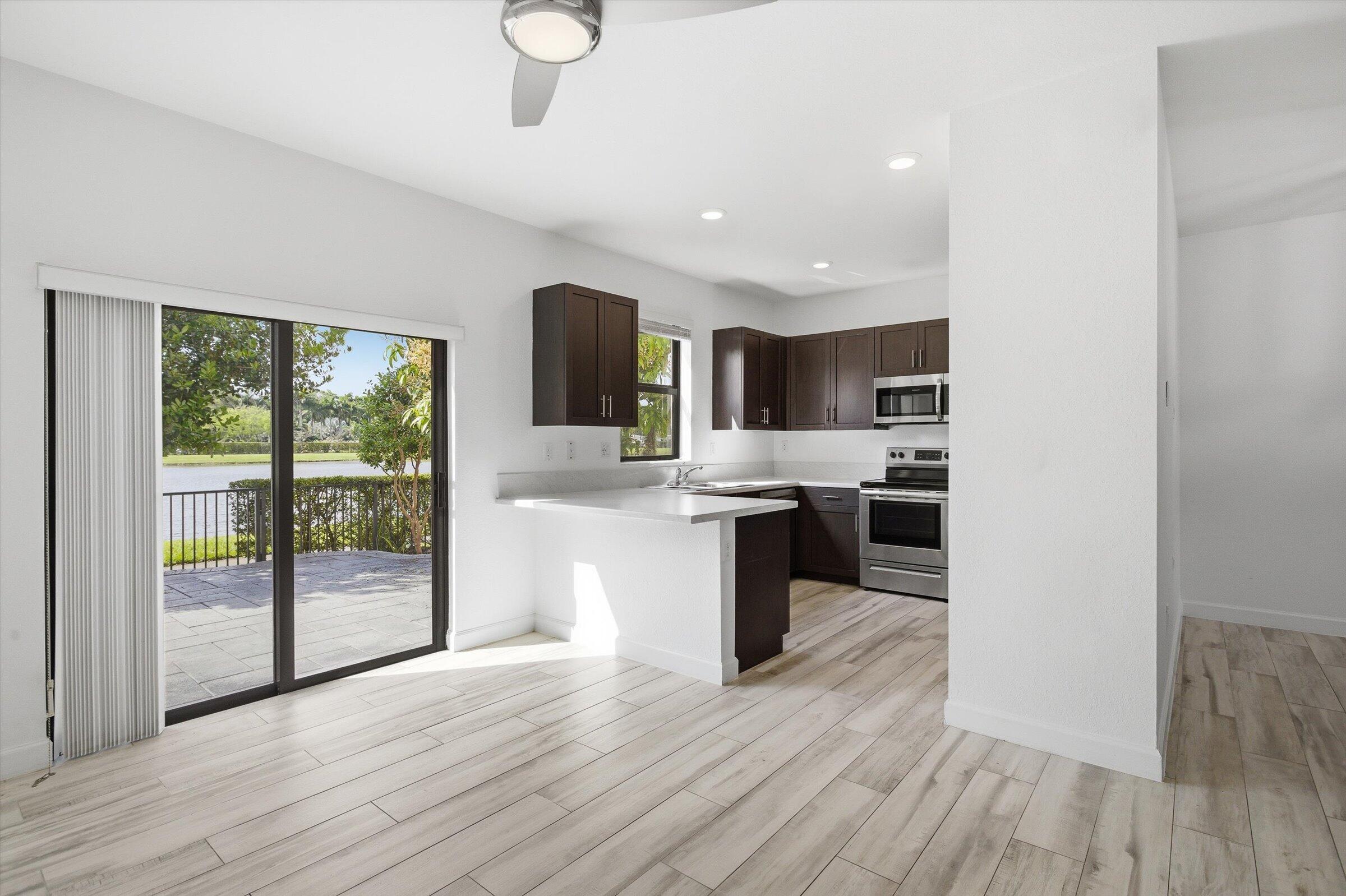 Foto de propiedad en 5884 Mustang Manor, Davie, FL 33314 Davie con MLS# 