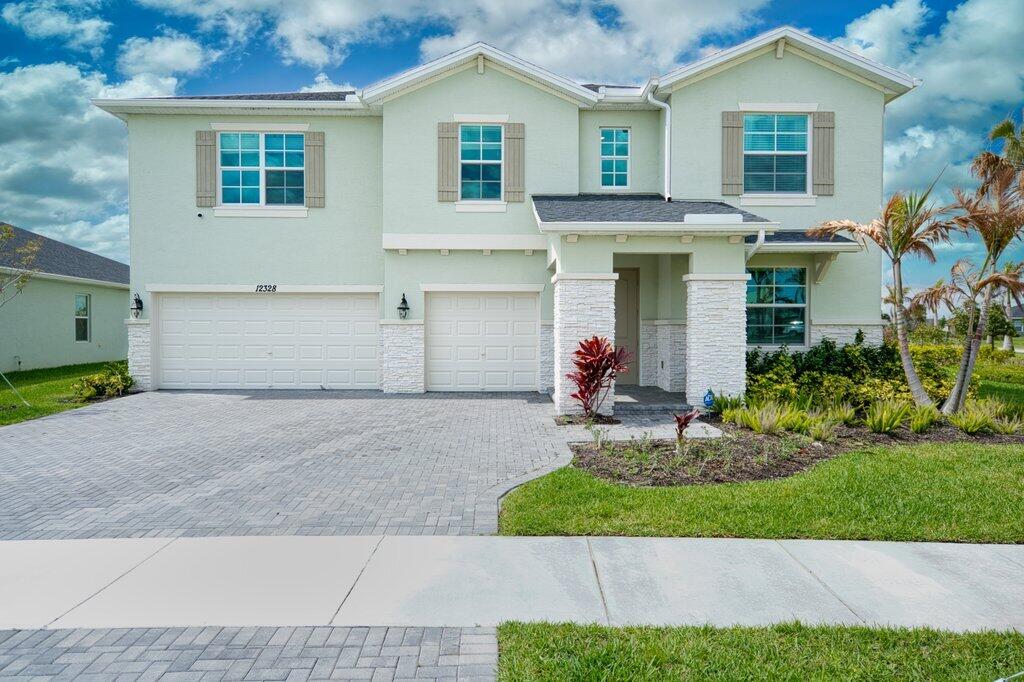 Foto de propiedad en 12328 SW Roma Circle, Port St. Lucie, FL 34987 Port St. Lucie con MLS# 