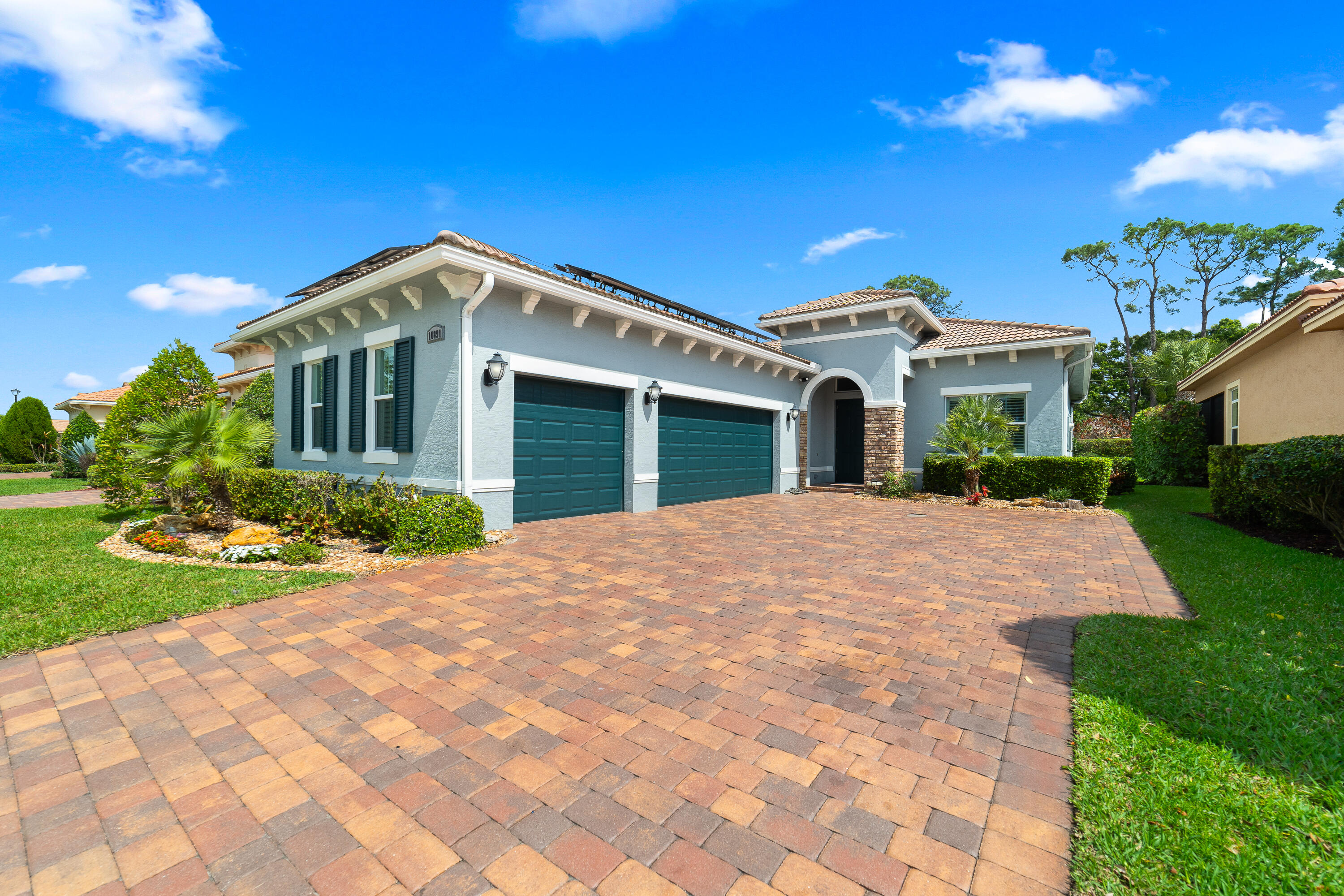 Foto de propiedad en 10891 SW Visconti Way, Port St. Lucie, FL 34986 Port St. Lucie con MLS# 