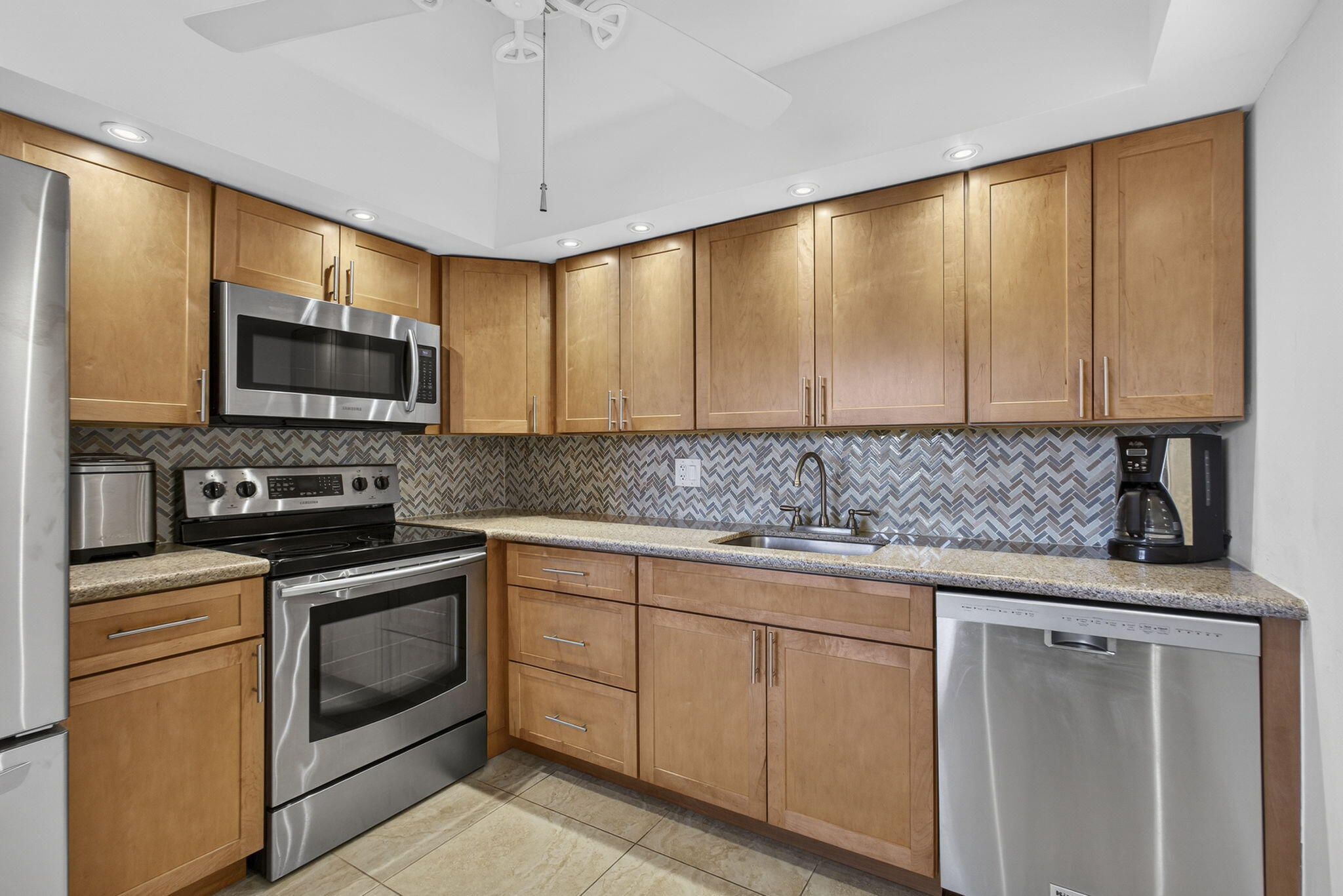 Foto de propiedad en 361 Wellington J, West Palm Beach, FL 33417 West Palm Beach con MLS# 