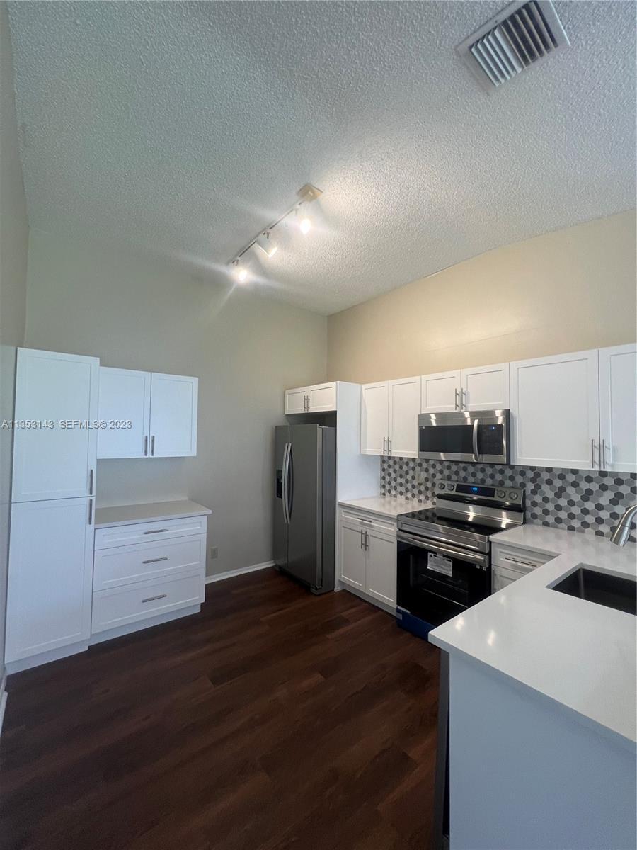 Alquilada 2306 Maplewood Drive, Greenacres, FL 33415, Greenacres, FL 33415