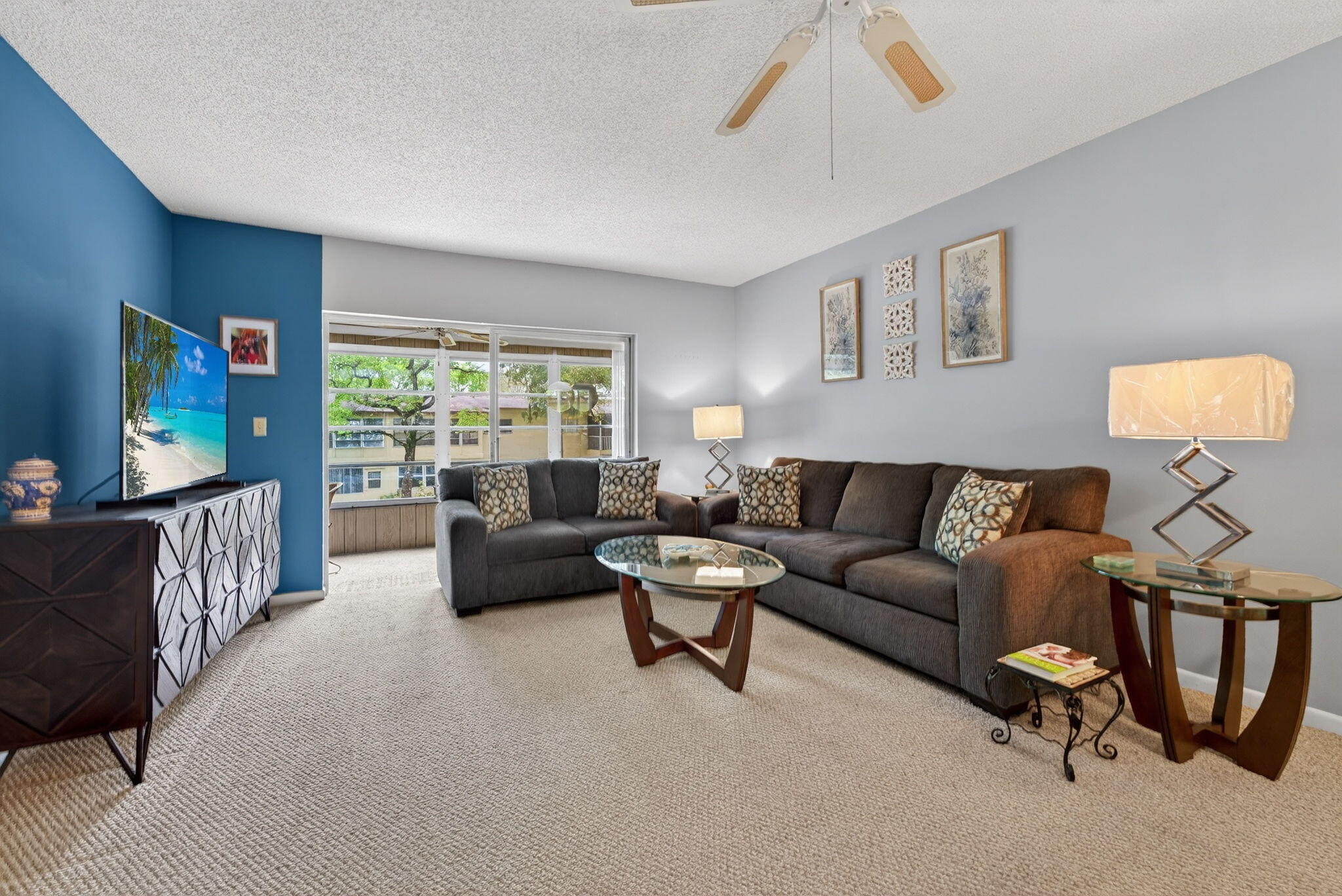 Foto de propiedad en 7680 NW 1st Street 201, Margate, FL 33063 Margate con MLS# 