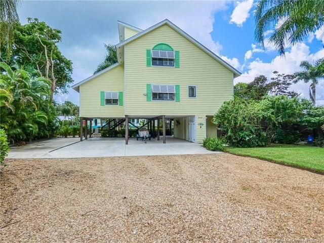 En Renta 765 SW Rustic Circle, Stuart, FL 34997, Stuart, FL 34997