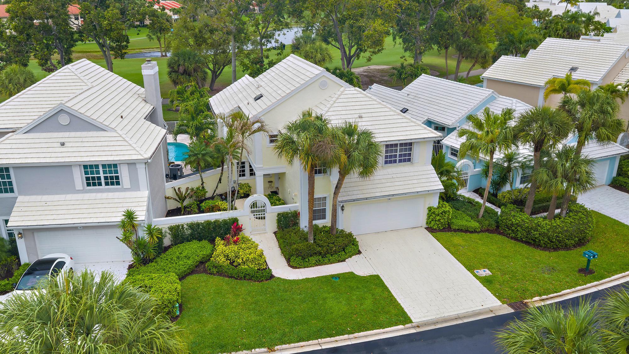 Foto de propiedad en 18 Windsor Lane, Palm Beach Gardens, FL 33418 Palm Beach Gardens con MLS# 