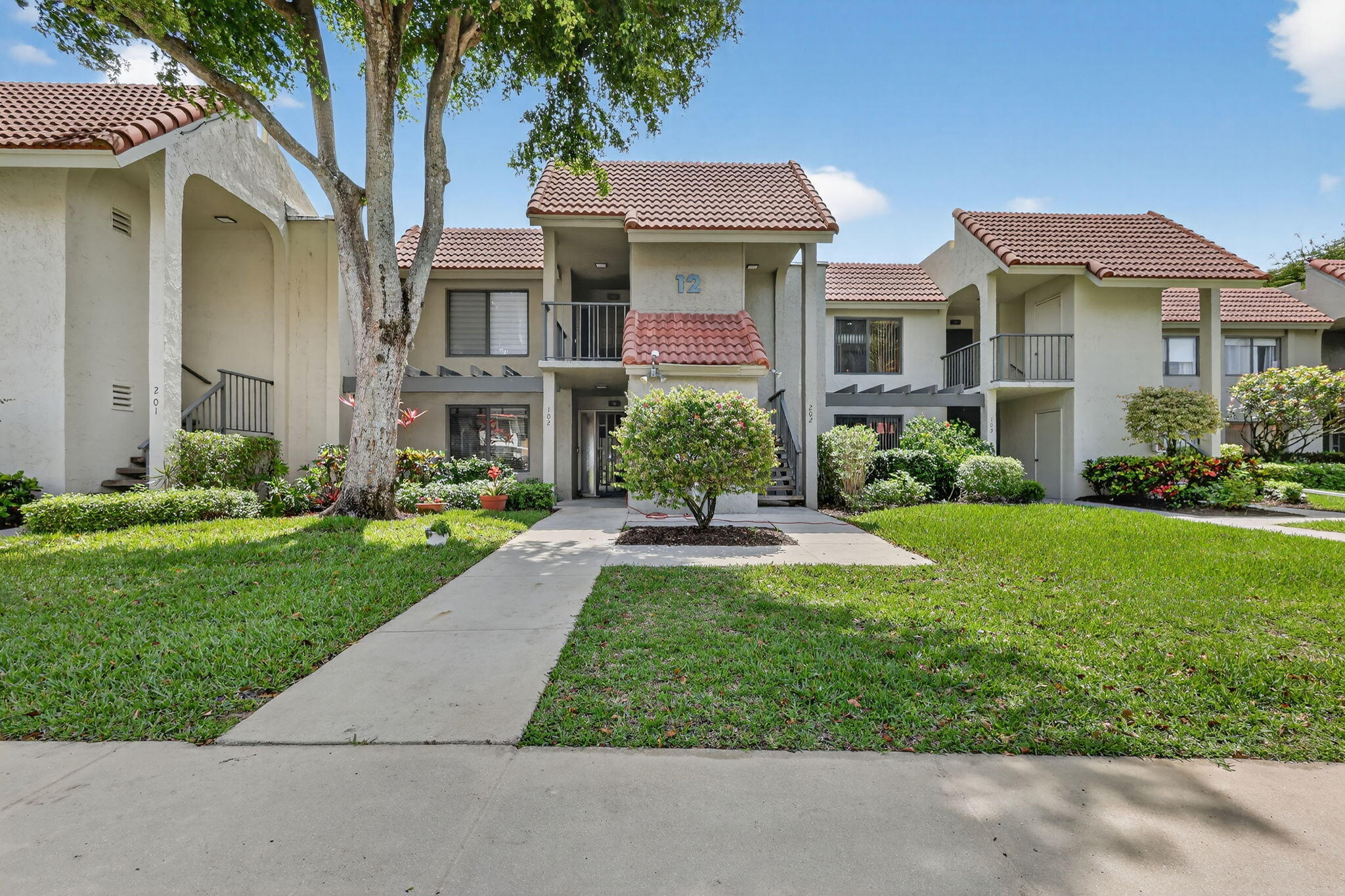 Vendido 5561 Fairway Park Drive 203, Boynton Beach, FL 33437, Boynton Beach, FL 33437
