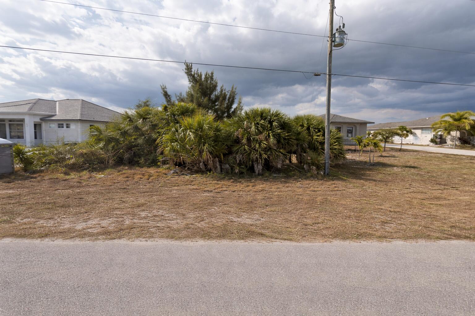 Foto de propiedad en 15060 Alsask Circle, Port Charlotte, FL 33981 Port Charlotte con MLS# 