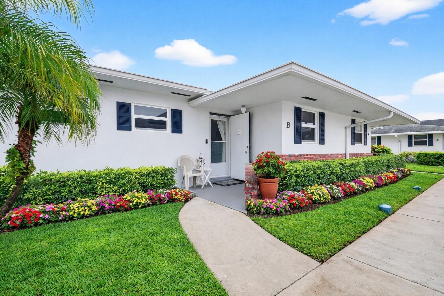 Foto de propiedad en 2758 Emory Drive E B, West Palm Beach, FL 33415 West Palm Beach con MLS# 