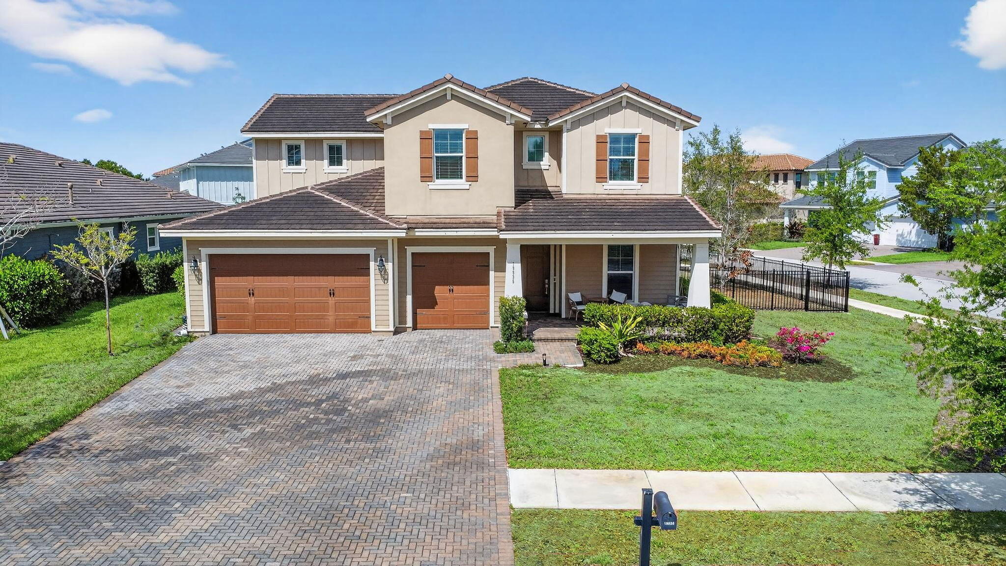 Foto de propiedad en 19535 Split Rail Run, Loxahatchee, FL 33470 Loxahatchee con MLS# 