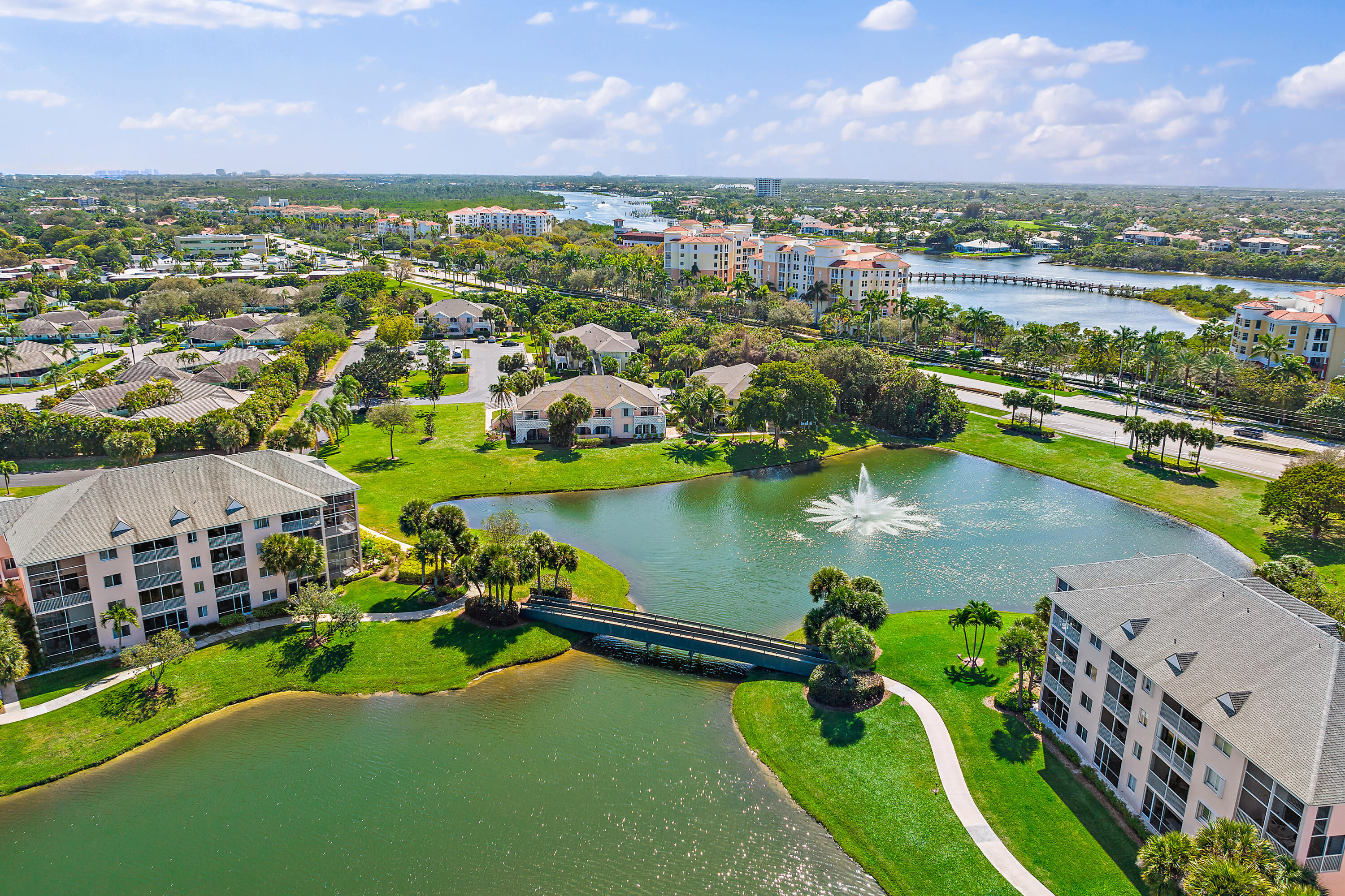 Foto de propiedad en 353 S Us Hwy 1 C7, Jupiter, FL 33477 Jupiter con MLS# 