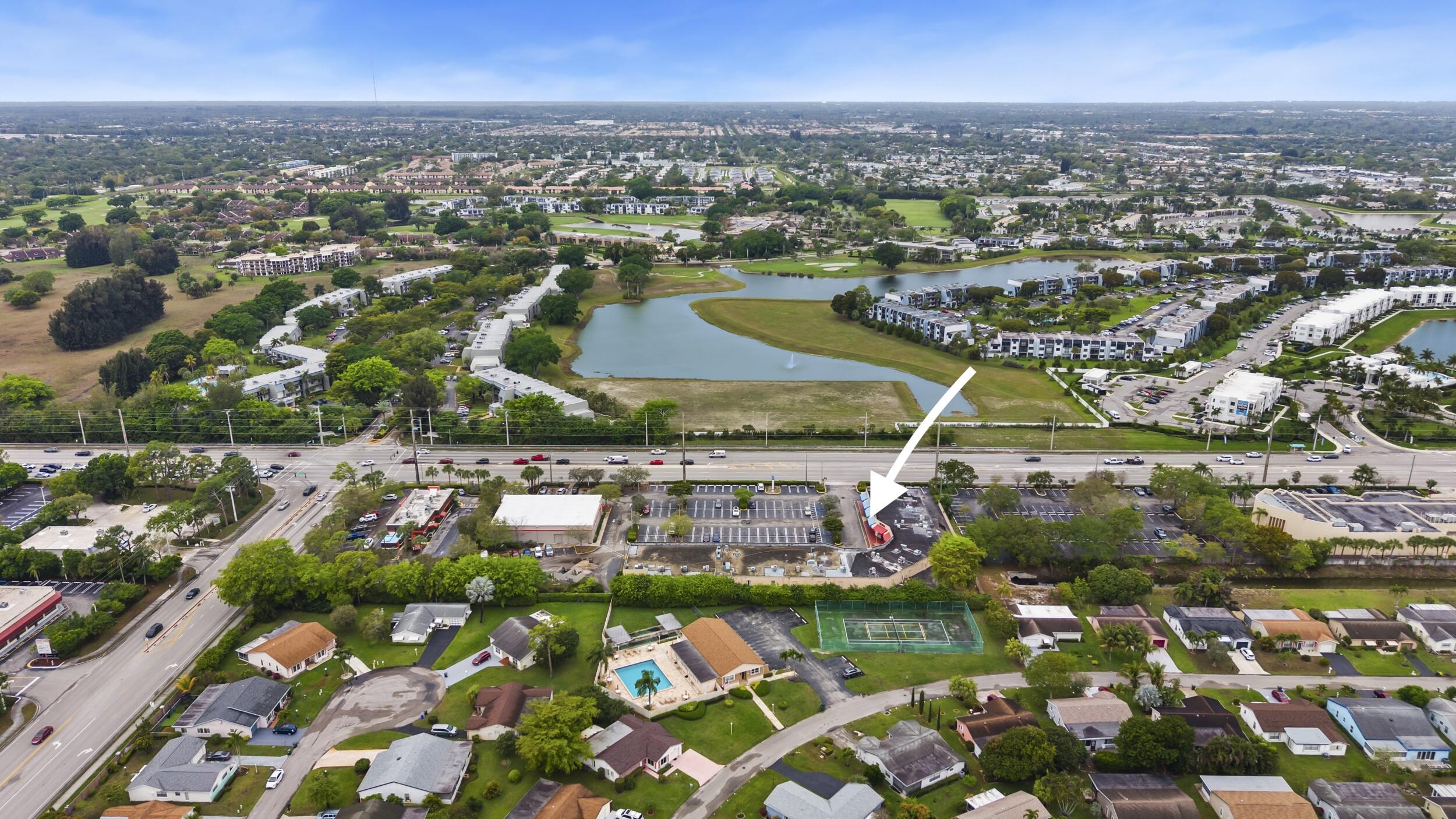 Foto de propiedad en 4608 South Jog Road, Greenacres, FL Greenacres con MLS# 