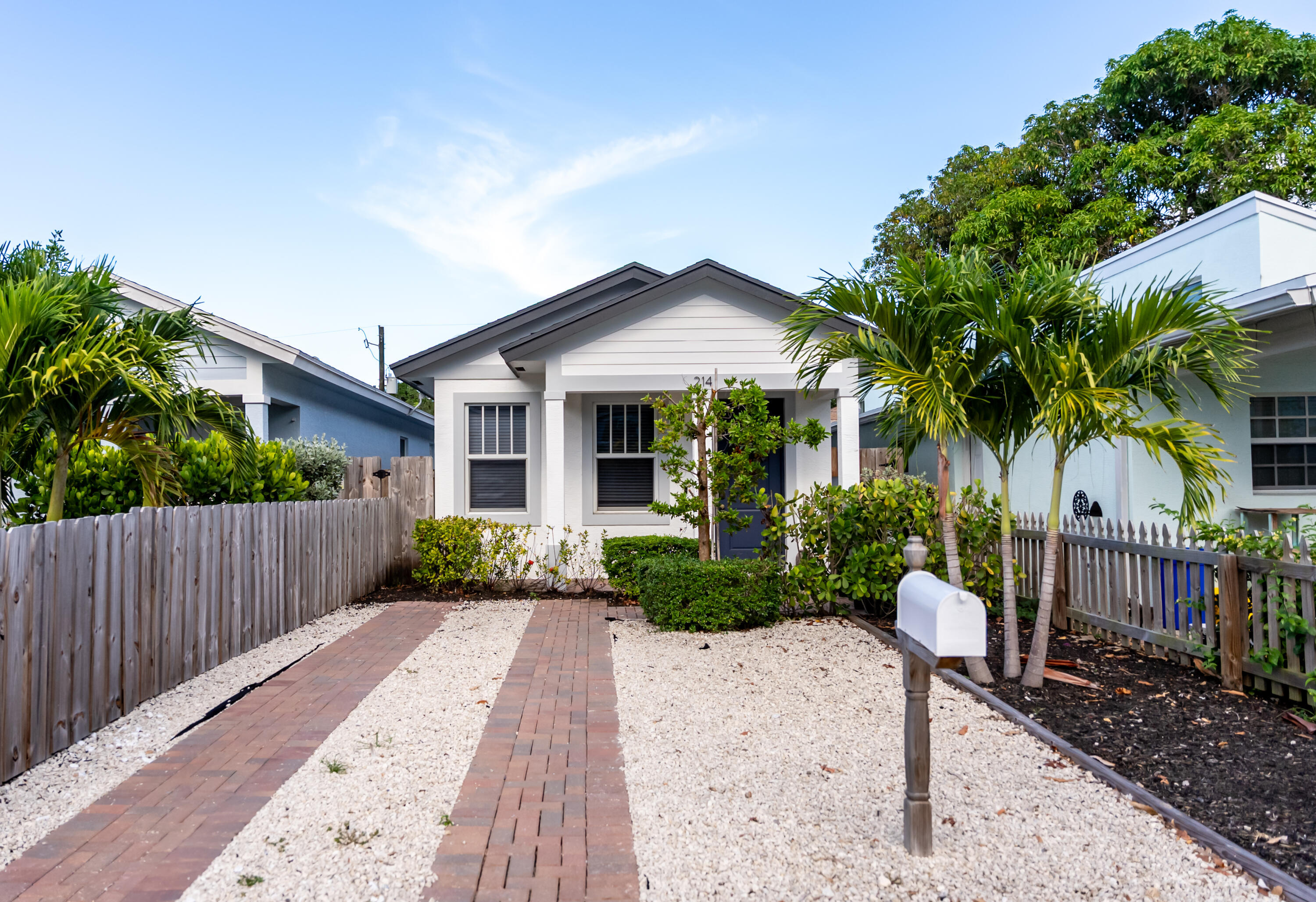 En Renta 214 N C Street, Lake Worth Beach, FL 33460, Lake Worth Beach, FL 33460