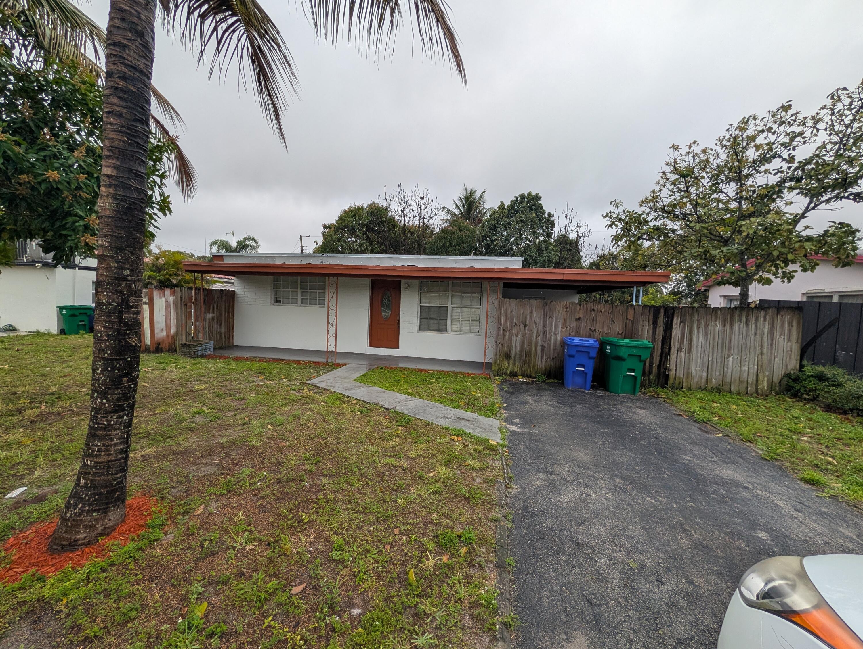 Foto de propiedad en 6104 SW 20th Street, Miramar, FL 33023 Miramar con MLS# 