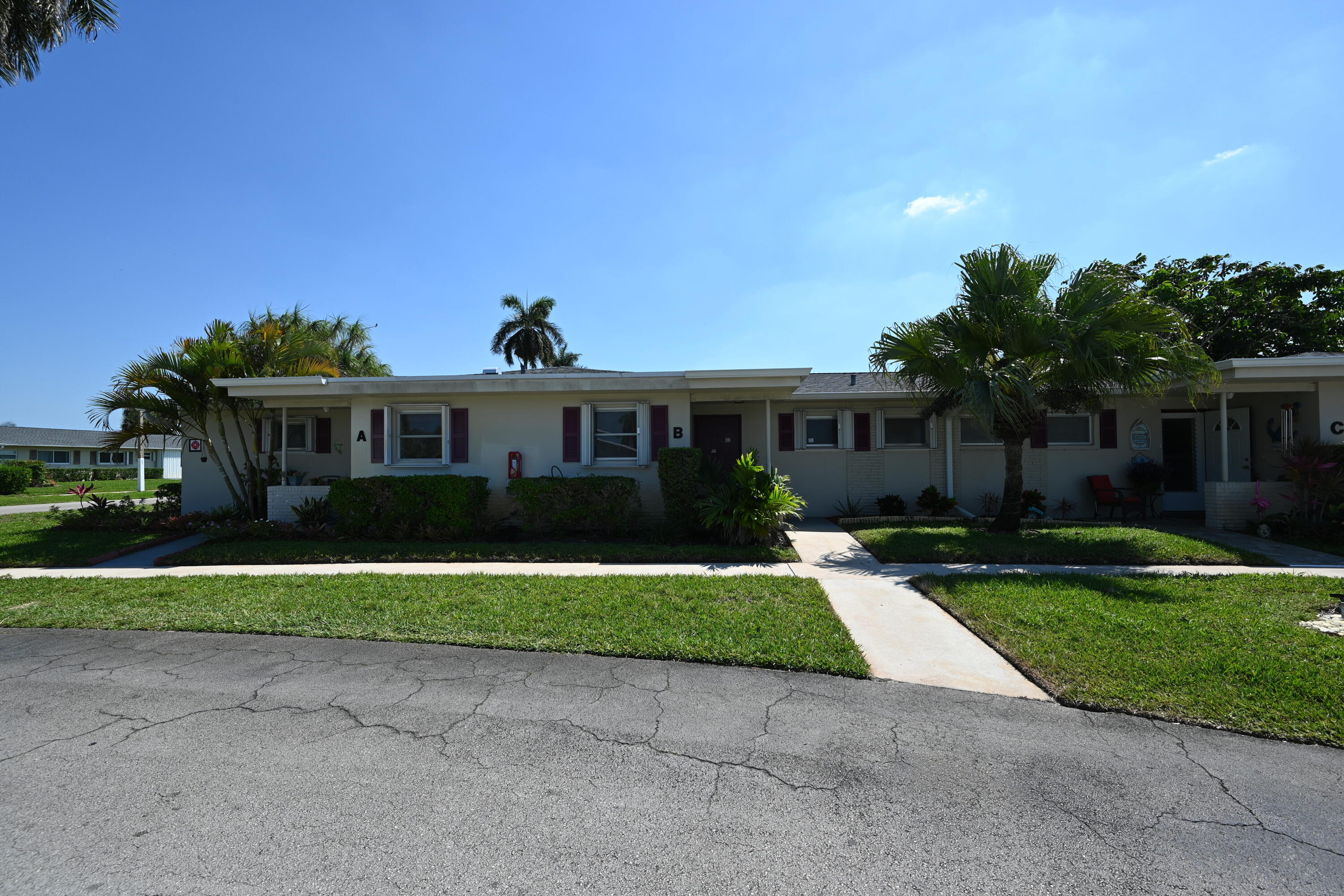 Vendido 2681 W Barkley Dr Drive W B, West Palm Beach, FL 33415, West Palm Beach, FL 33415
