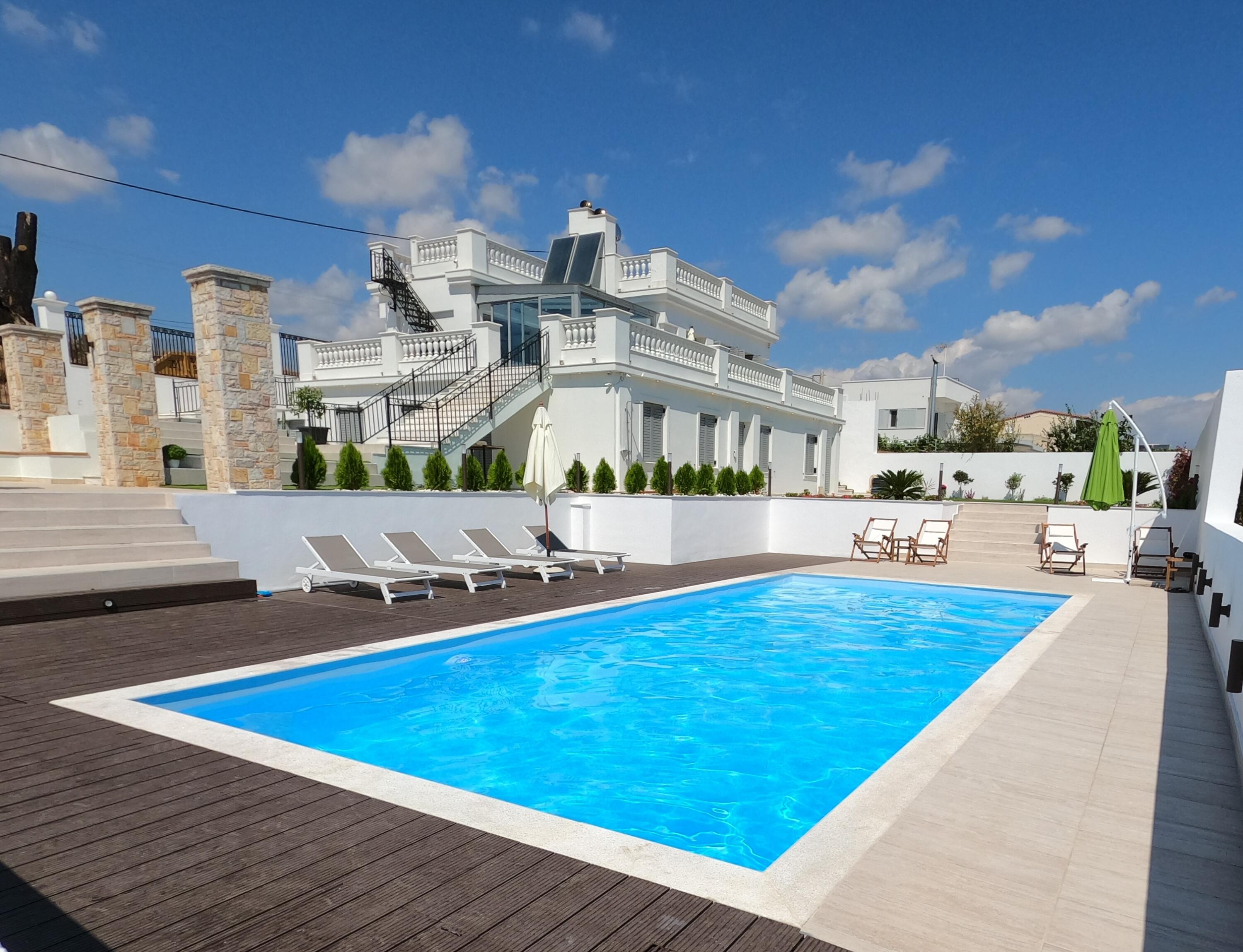 Foto de propiedad en 23 Zefirou, Rafina, Greece  con MLS# 