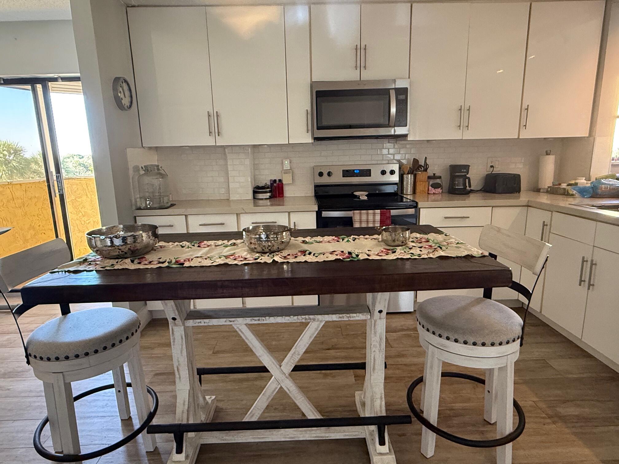 Alquilada 6475 W Oakland Park Boulevard 401, Lauderhill, FL 33313, Lauderhill, FL 33313