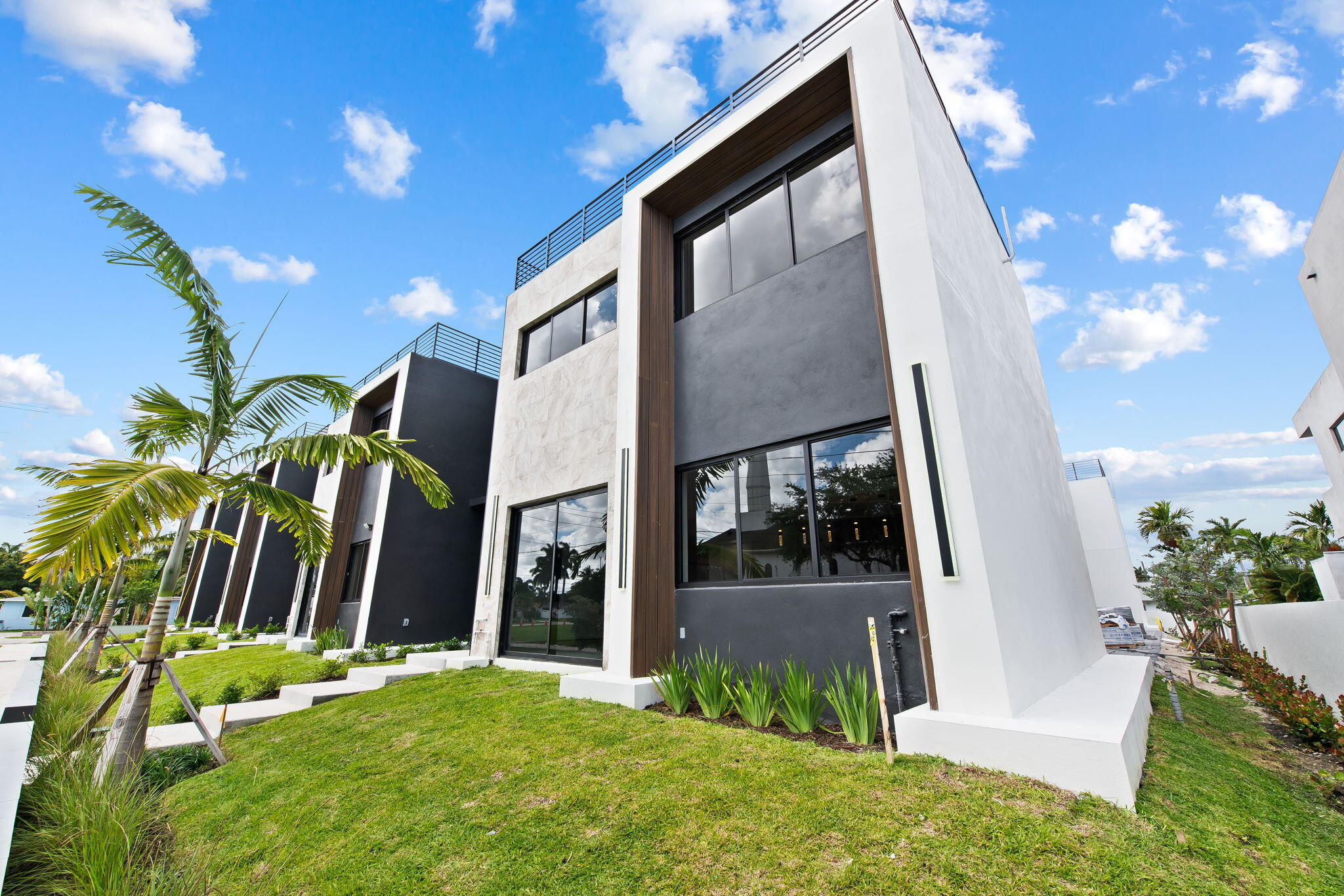 En Venta 843 SW 14th Court 843, Fort Lauderdale, FL 33315, Fort Lauderdale, FL 33315