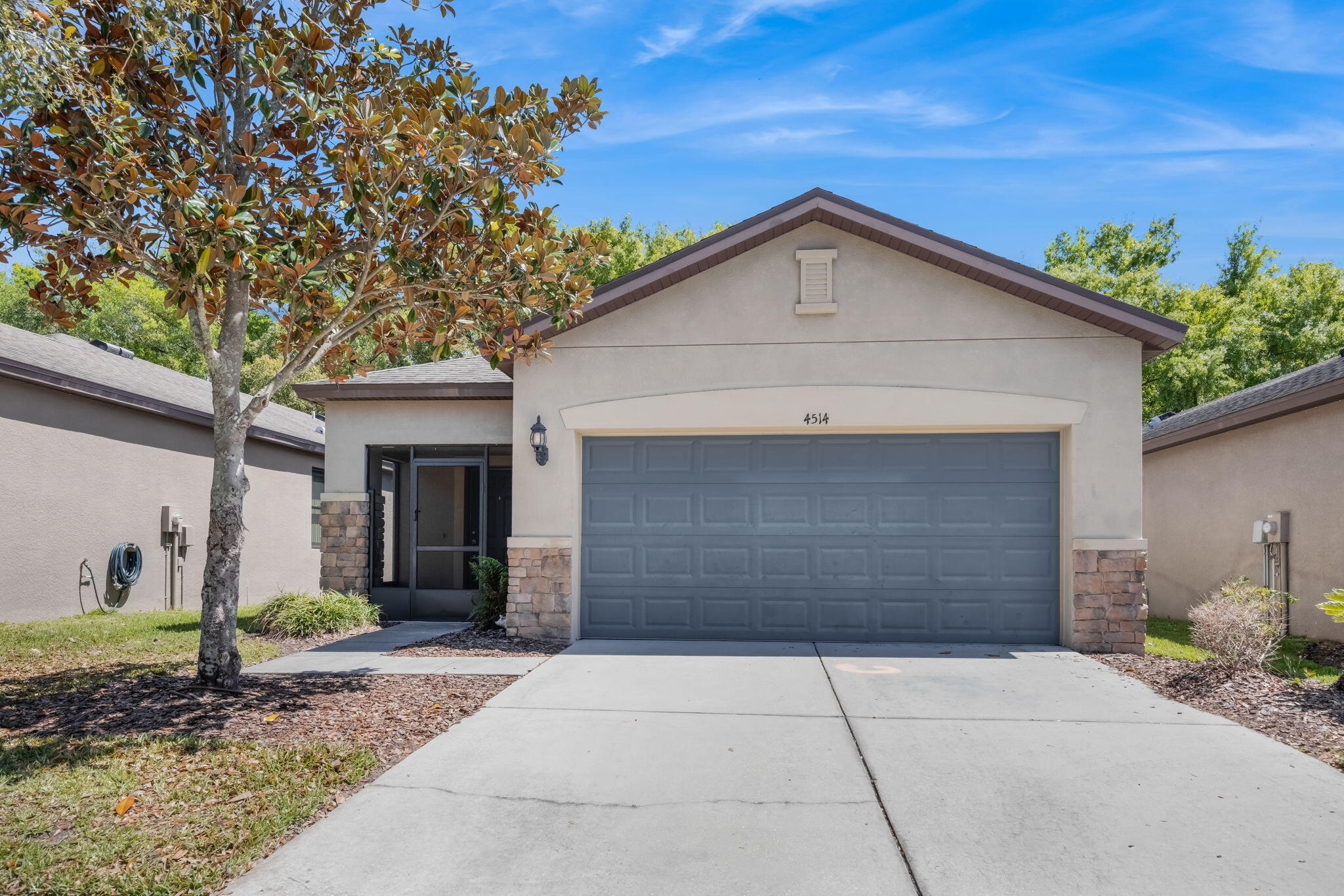 Foto de propiedad en 4514 Paper Mulberry Place, Riverview, FL 33578 Riverview con MLS# 