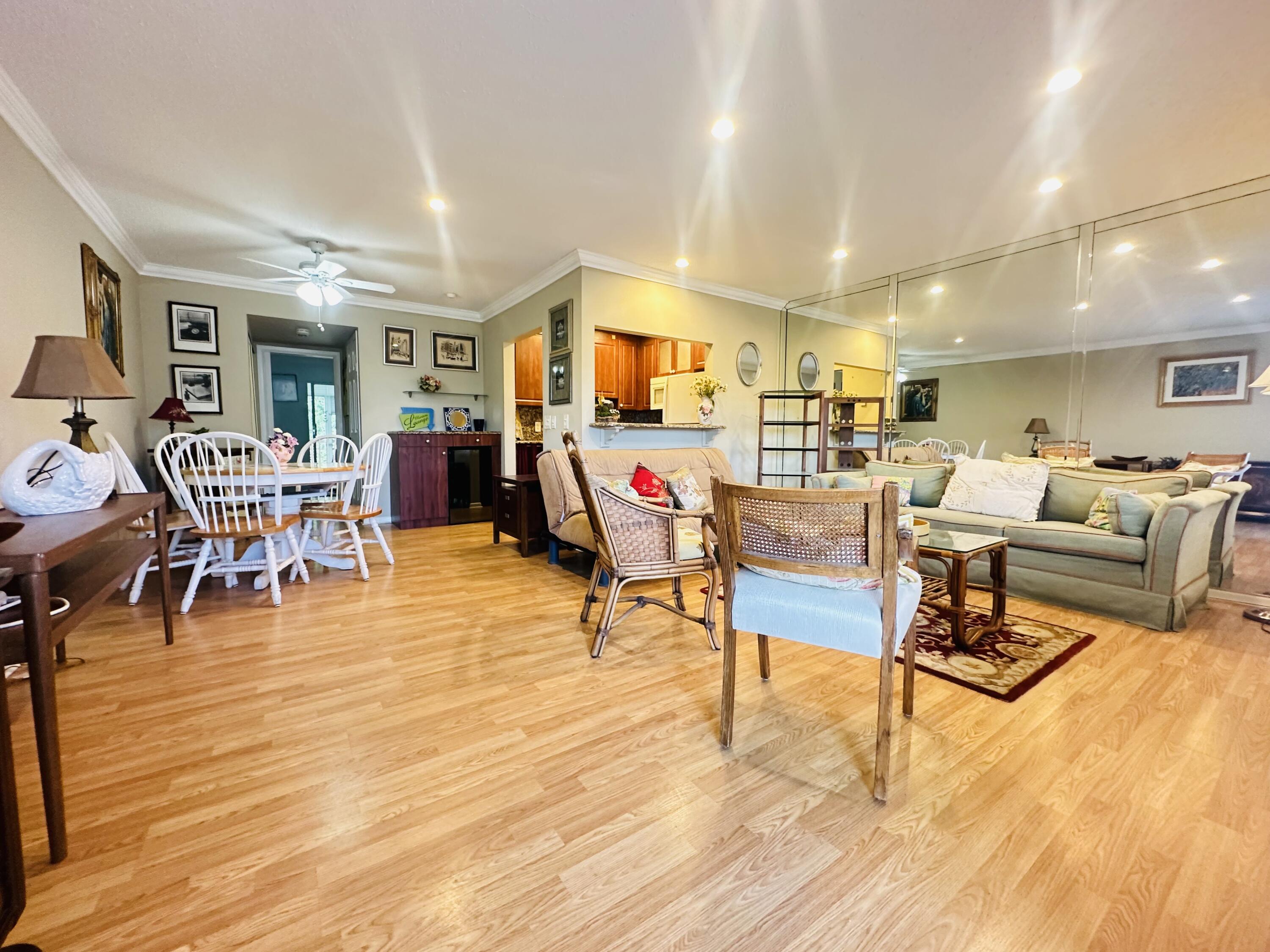 Foto de propiedad en 238 Newport O 238, Deerfield Beach, FL 33442 Deerfield Beach con MLS# 