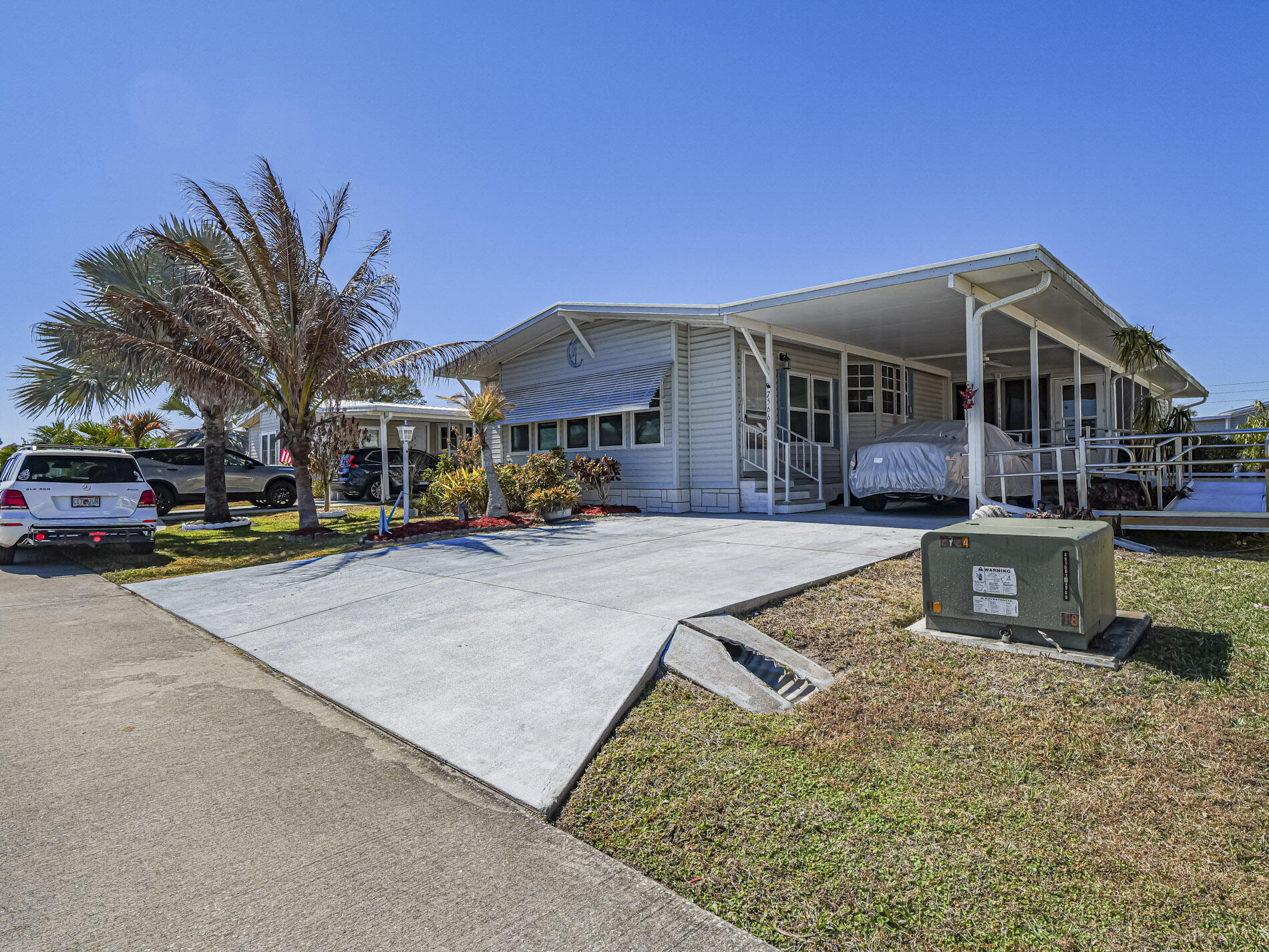 En Venta 7566 Montauk Avenue U19, Micco, FL 32976, Micco, FL 32976