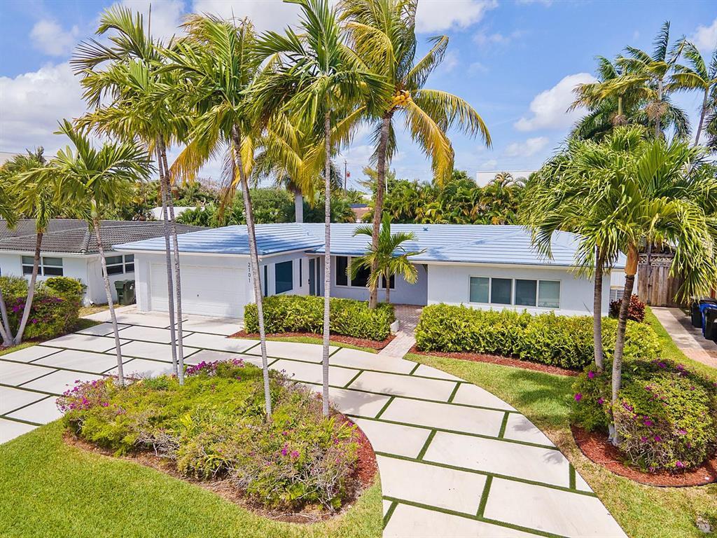 Foto de propiedad en 2101 NE 15th Street, Fort Lauderdale, FL 33304 Fort Lauderdale con MLS# 