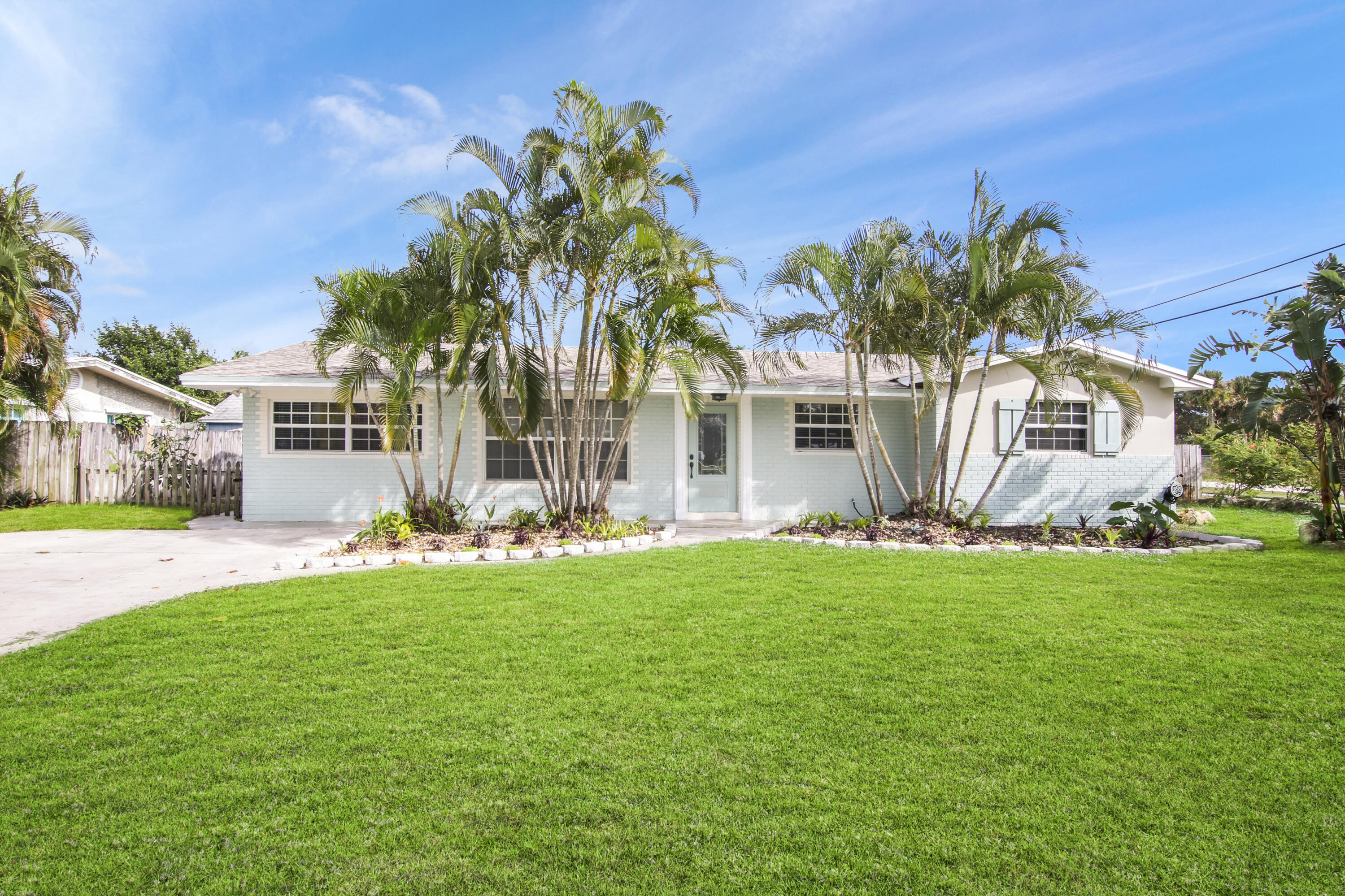 Alquilada 19185 SE Homewood Avenue, Jupiter, FL 33469, Jupiter, FL 33469