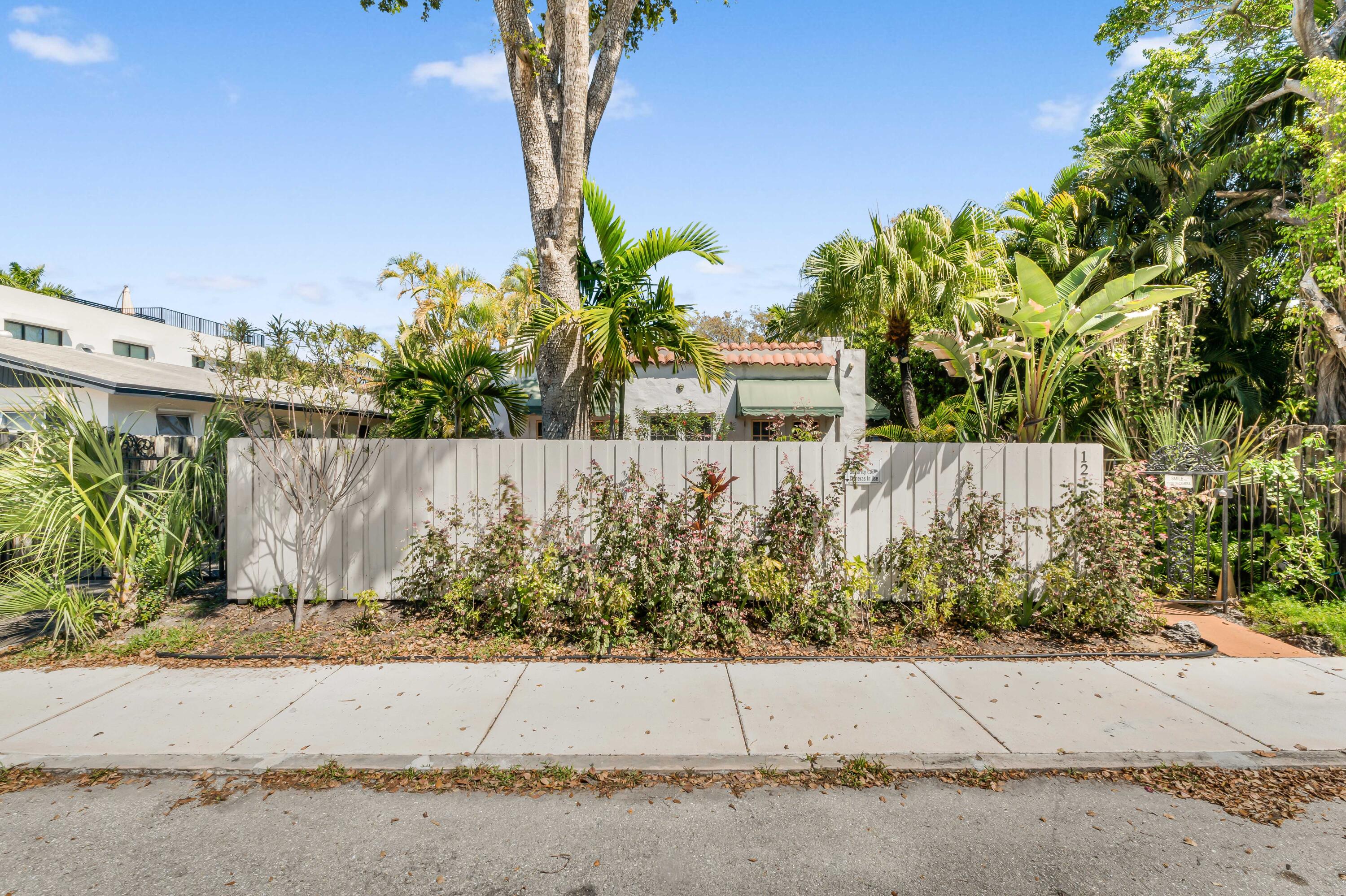 Foto de propiedad en 1217 SE 1st Street, Fort Lauderdale, FL 33301 Fort Lauderdale con MLS# 