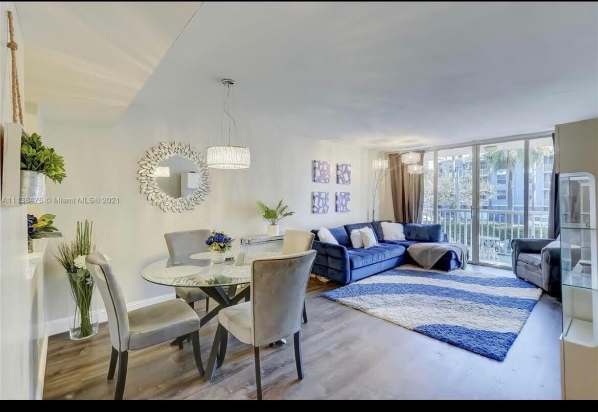 Foto de propiedad en 1350 SE 3rd Avenue 211, Dania Beach, FL 33004 Dania Beach con MLS# 