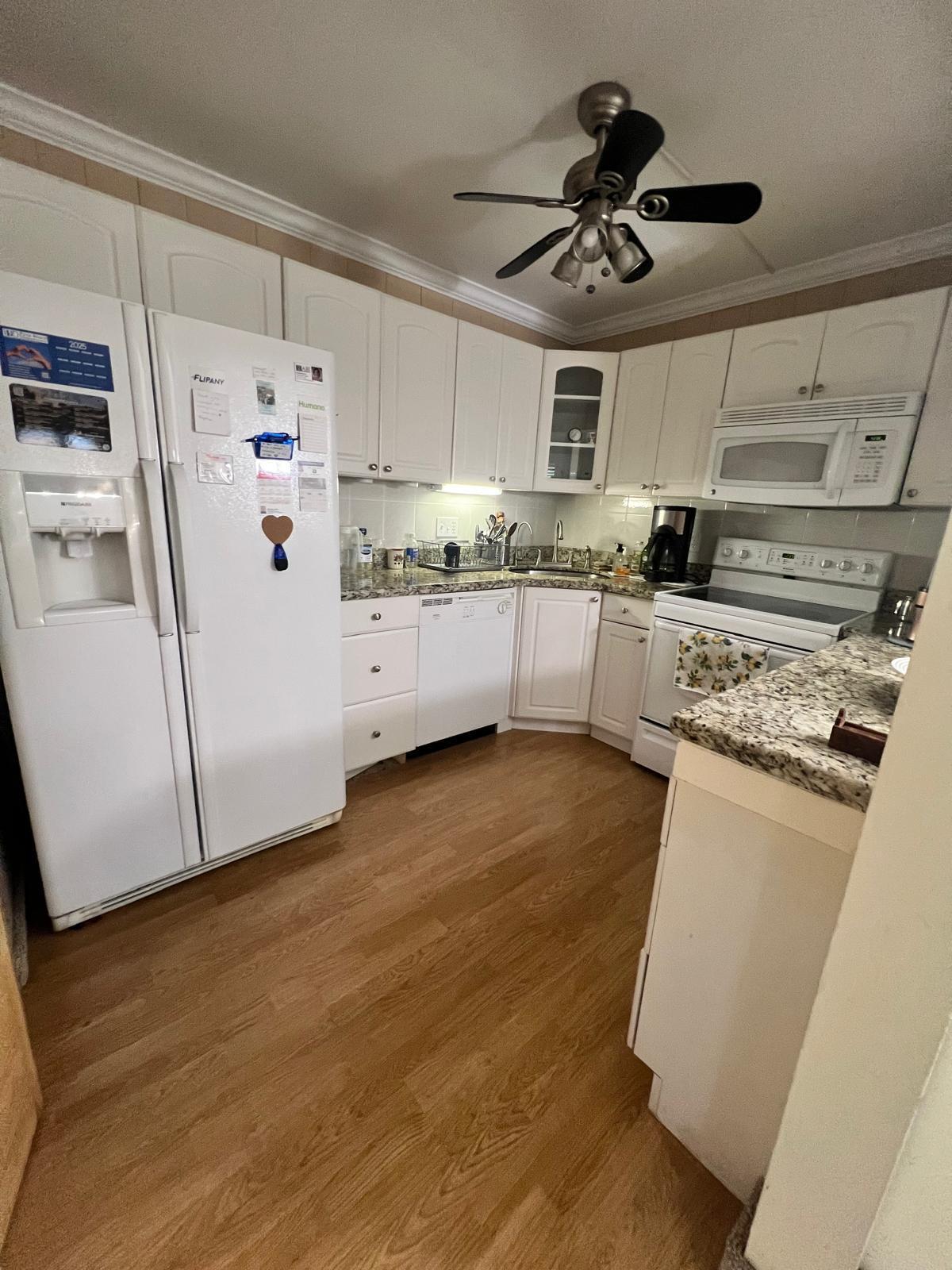 Foto de propiedad en 3561 Pine Tree Court C-2, Greenacres, FL 33463 Greenacres con MLS# 