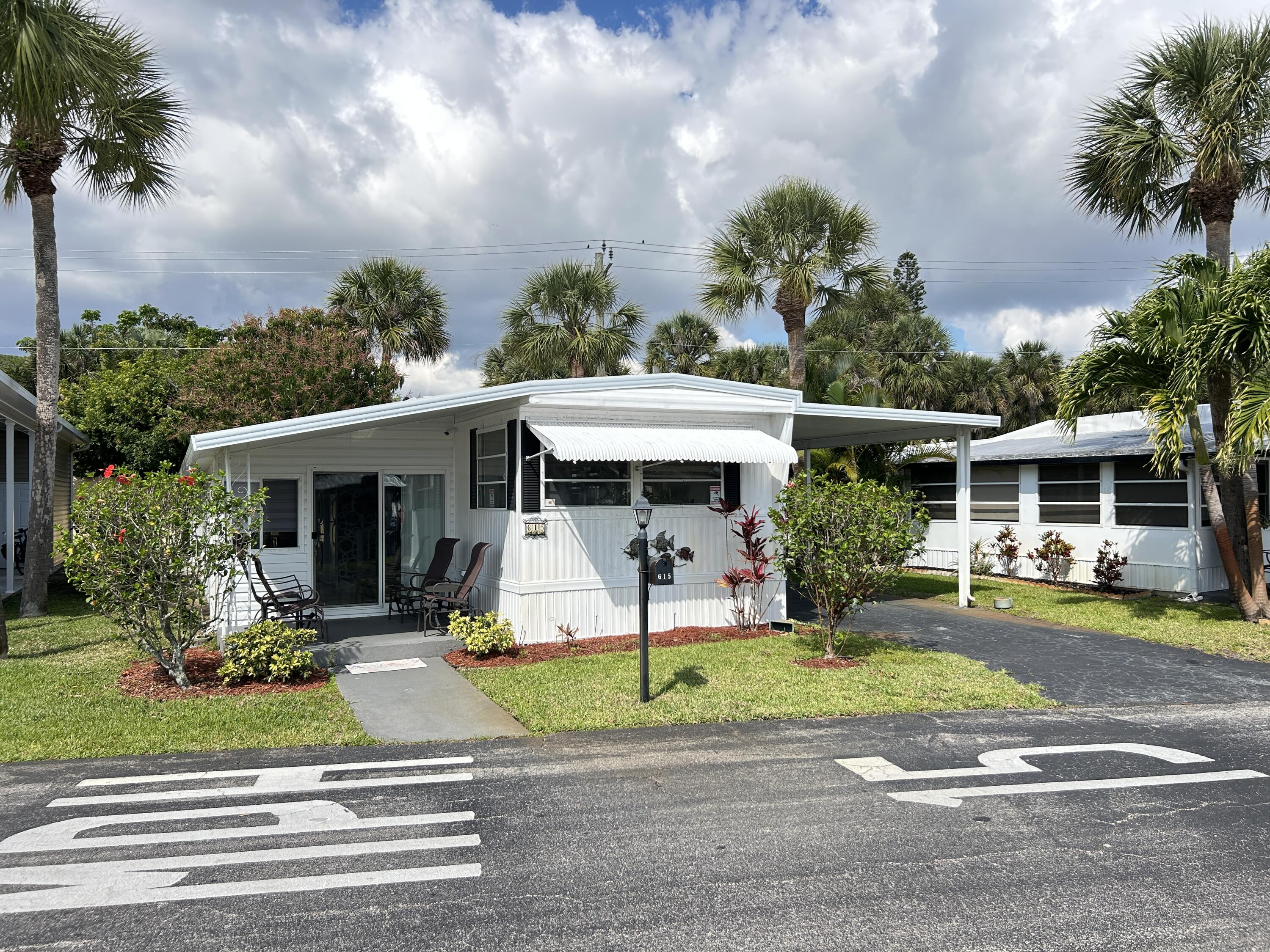 Foto de propiedad en 615 Alamanda Lane, Deerfield Beach, FL 33442 Deerfield Beach con MLS# 