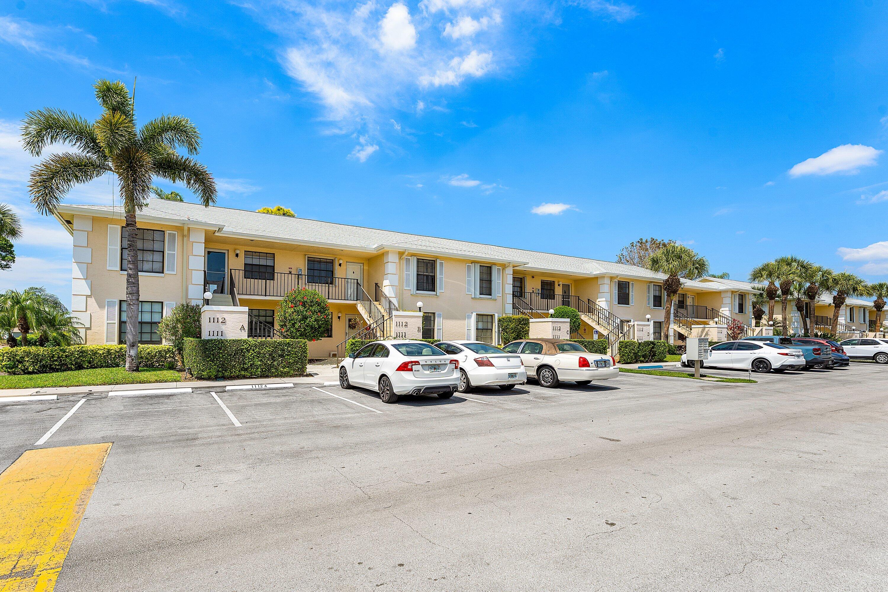 Foto de propiedad en 1111 Keystone Drive B, Jupiter, FL 33458 Jupiter con MLS# 