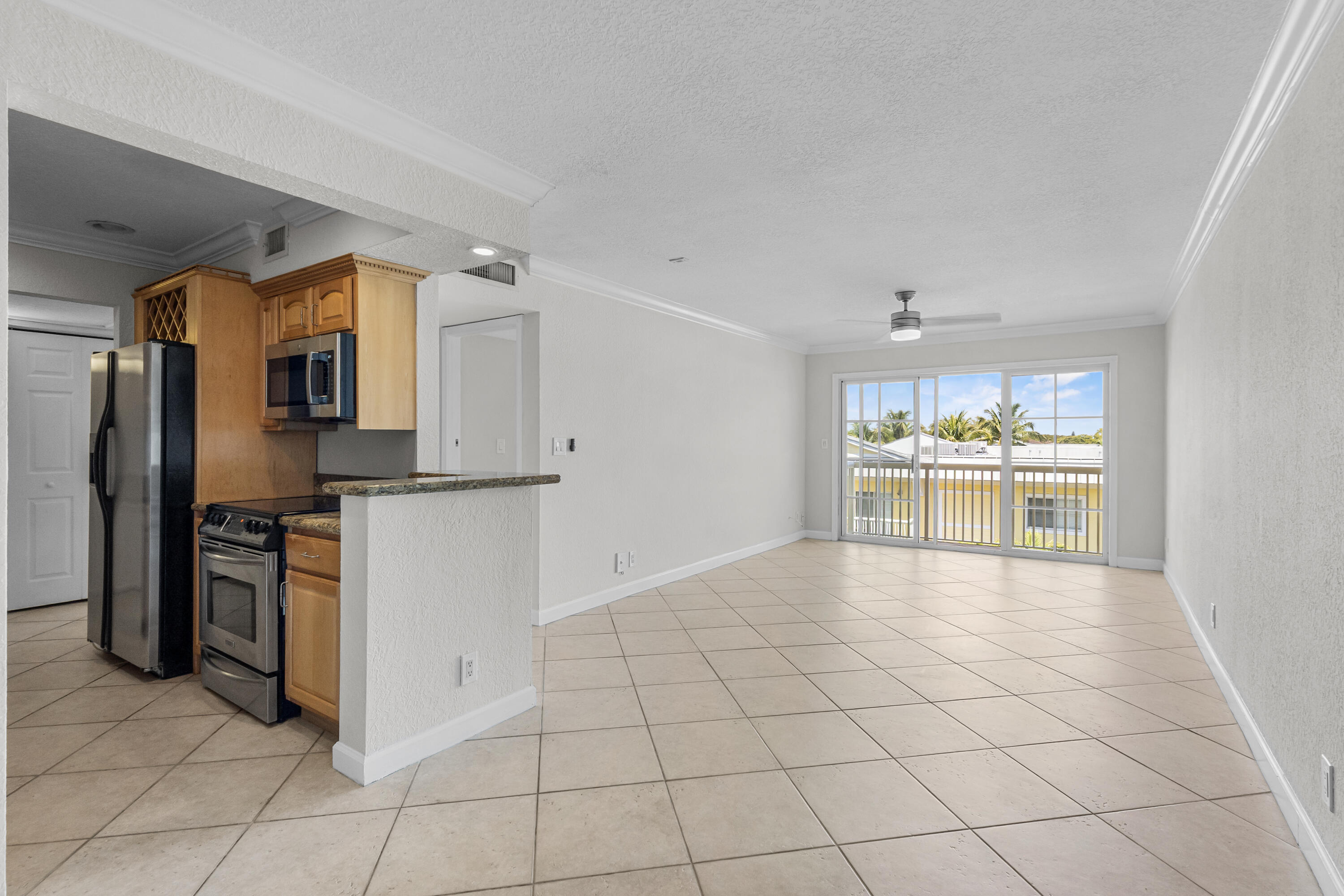 Foto de propiedad en 1515 E Broward Boulevard 426, Fort Lauderdale, FL 33301 Fort Lauderdale con MLS# 